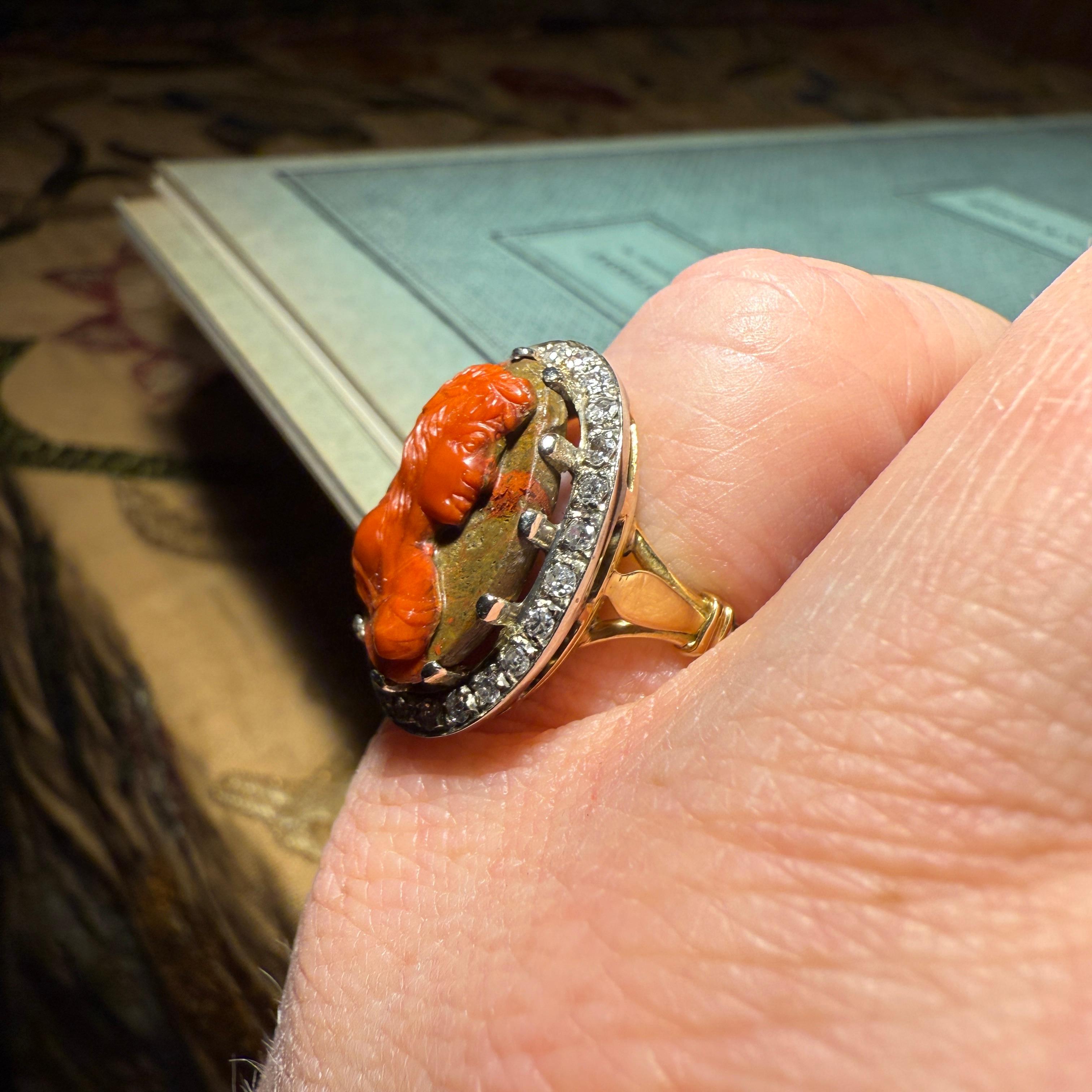 Hardstone Cameo Ring with Classical Muse. Italian, 18th century. im Angebot 11