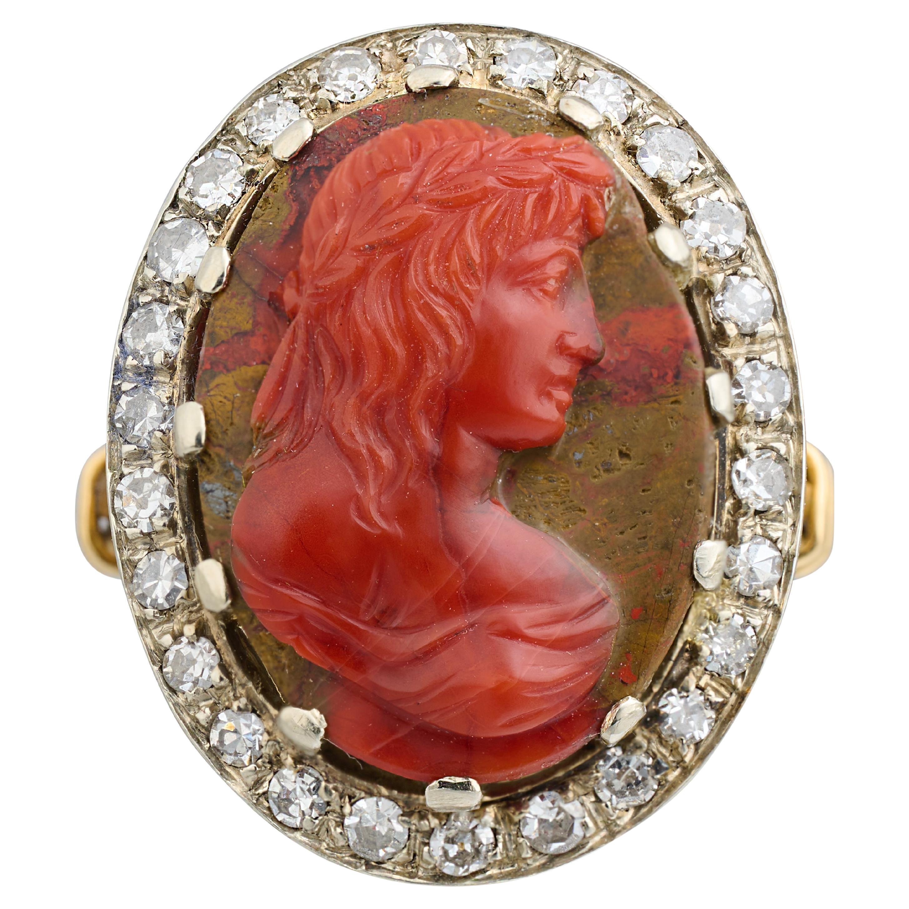 Hardstone Cameo Ring with Classical Muse. Italian, 18th century. im Angebot