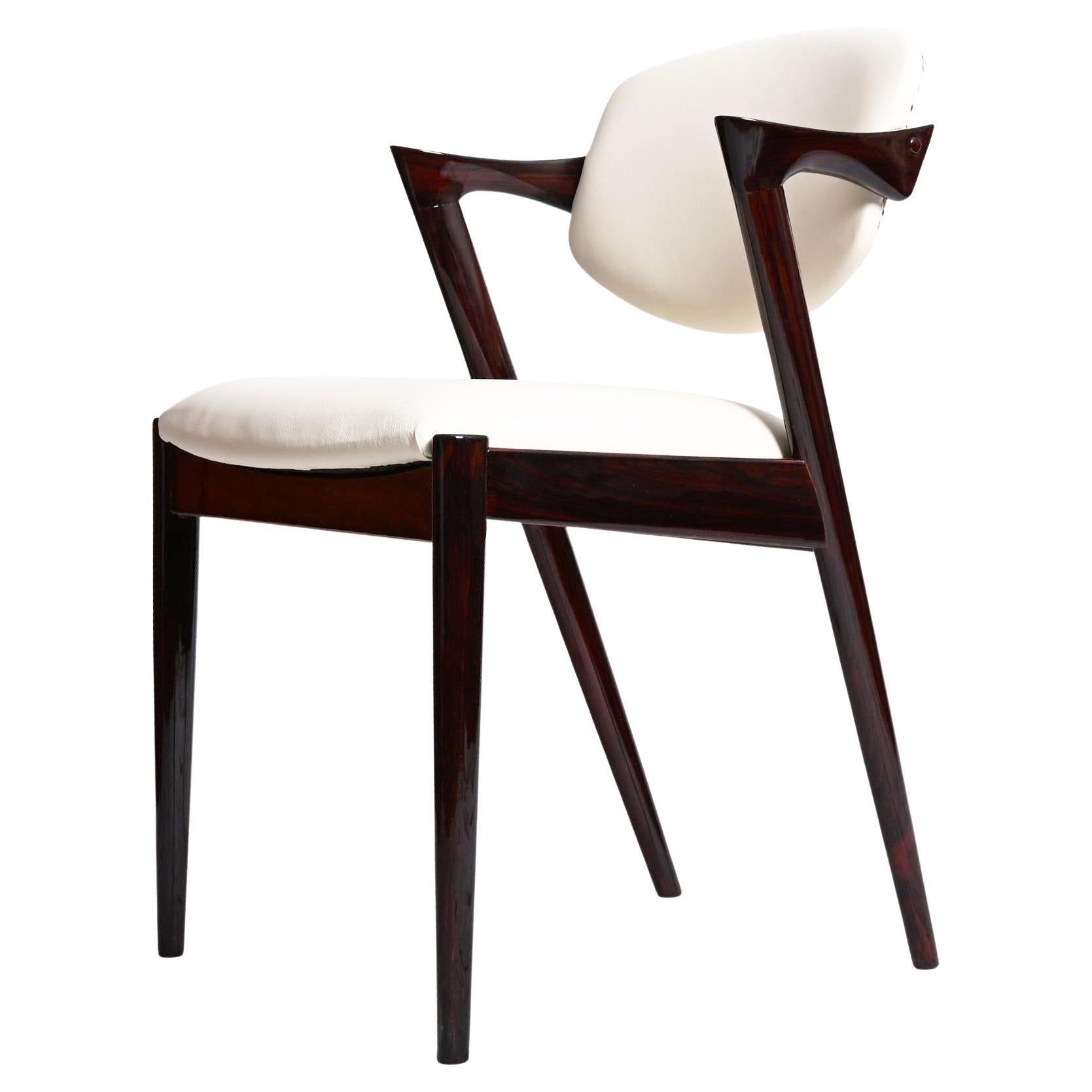 Scandinave moderne Chaises en bois dur et cuir de Kai Kristiansen Model No 42 en vente