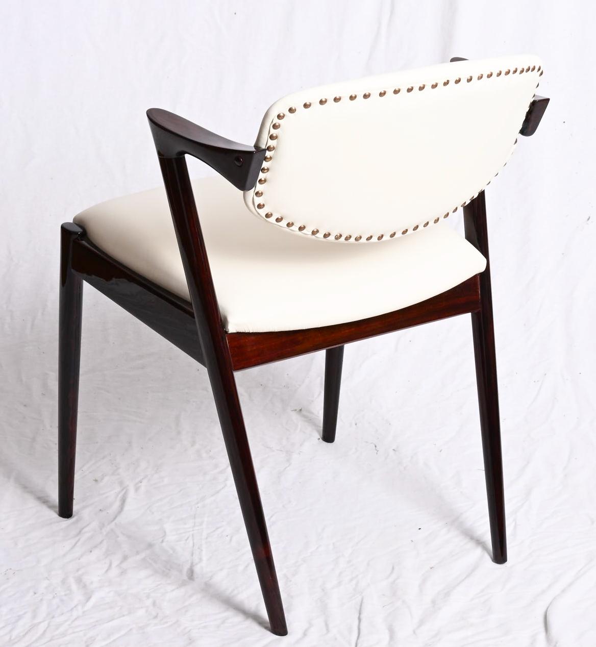 Chaises en bois dur et cuir de Kai Kristiansen Model No 42 en vente 1