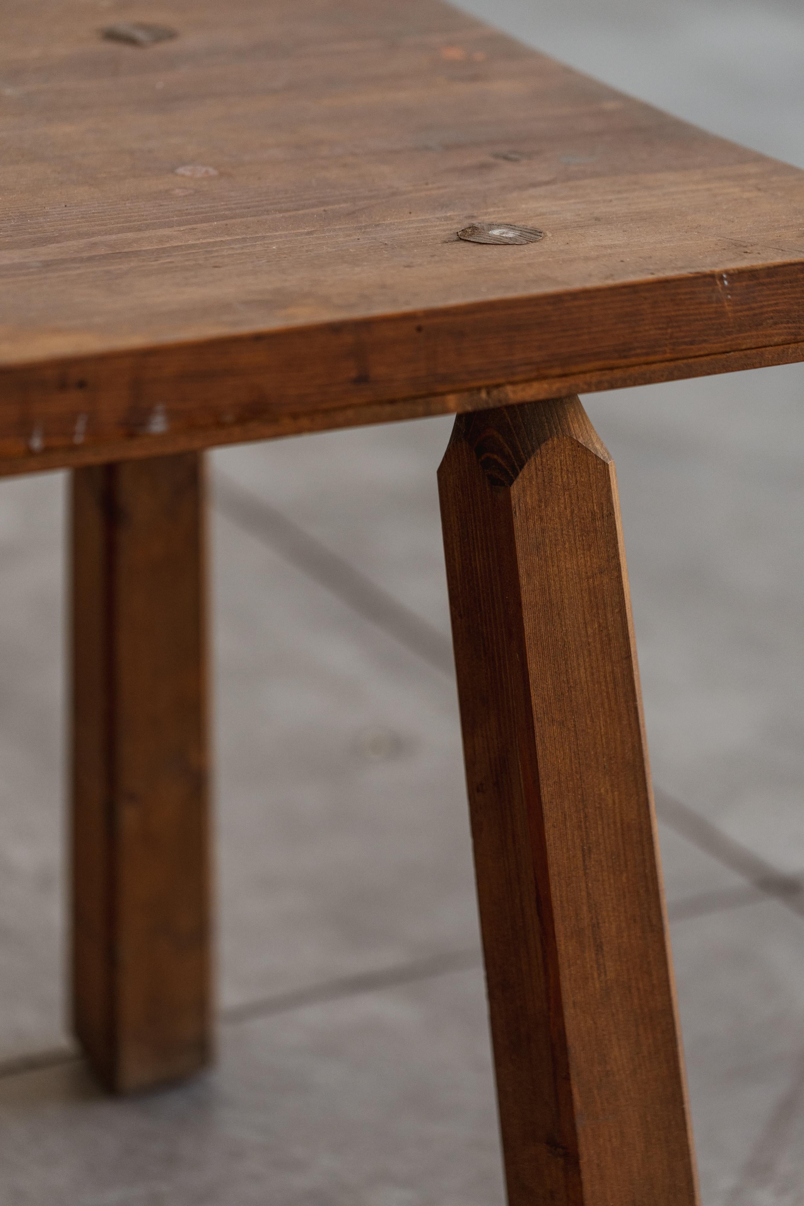 Table d'appoint brutaliste, 1970 en vente 4