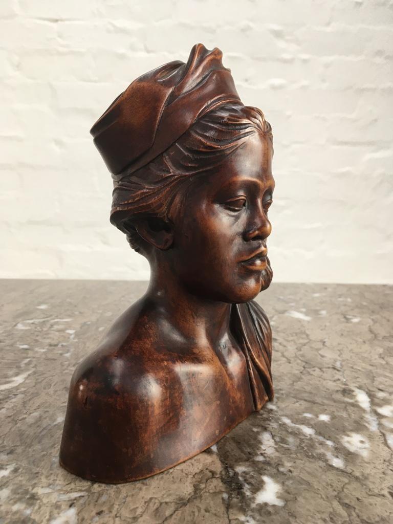 Hardwood Bust of Young Woman in Headdress 1930s Bali or Surabaya Indonesia 5