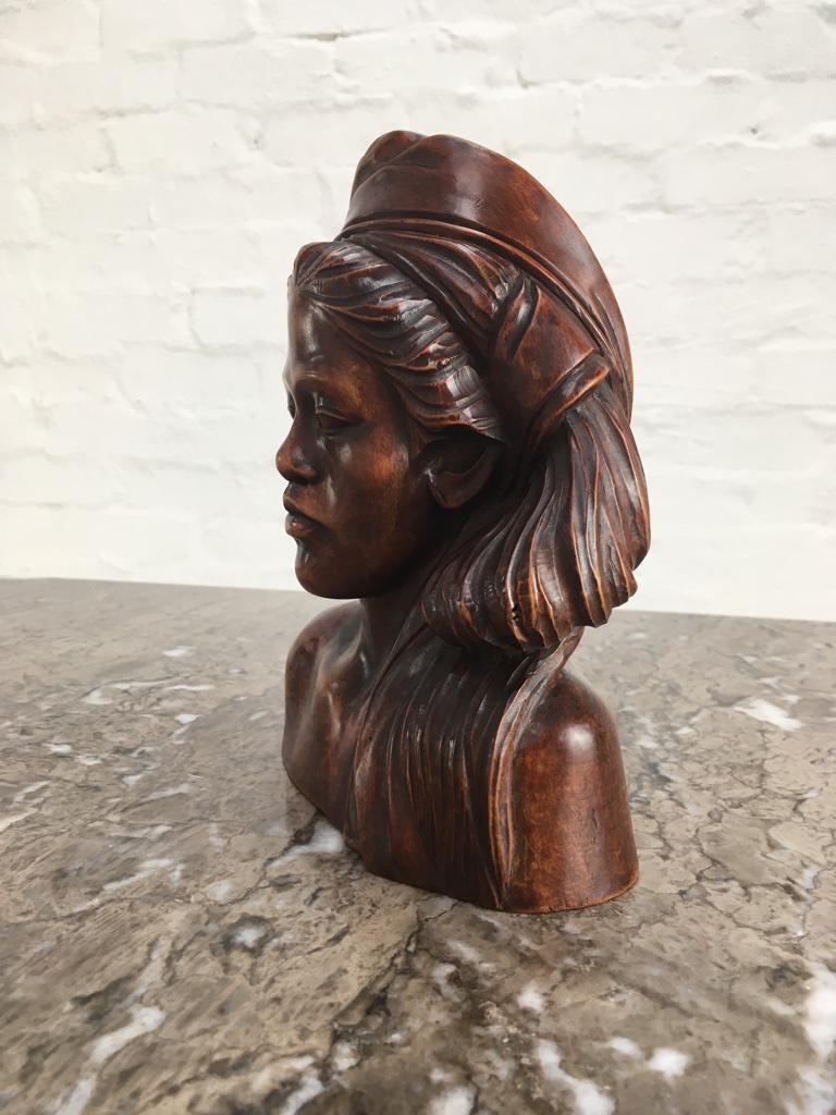 Hardwood Bust of Young Woman in Headdress 1930s Bali or Surabaya Indonesia In Good Condition In Melbourne, AU