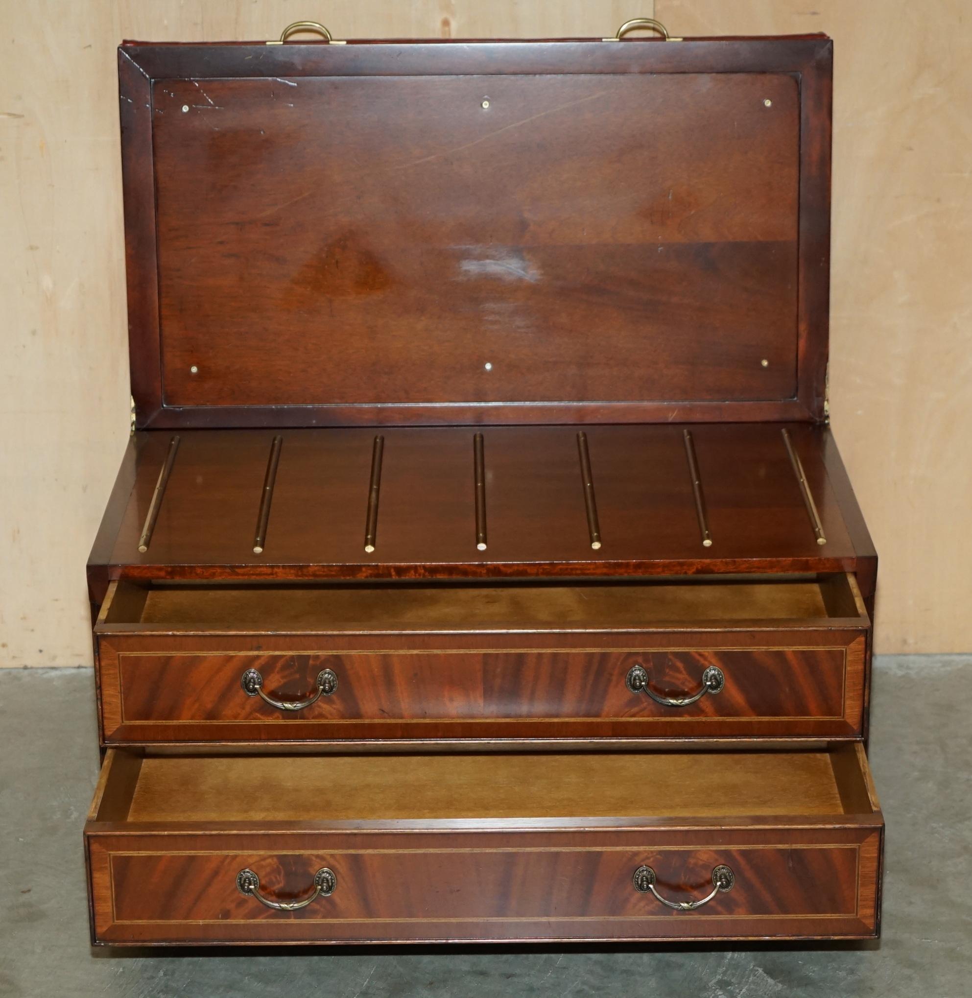 PORTAOGGETTI IN LEGNO DURO IN CROCODILLO IN PELLE PANCHINA DA SALA SEDUTA STOOL CASSETTIERE in vendita 6