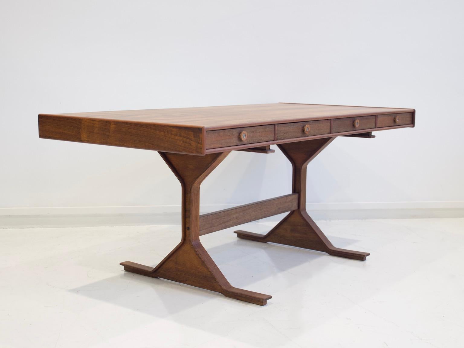 Hardwood Desk by Gianfranco Frattini for Bernini 4