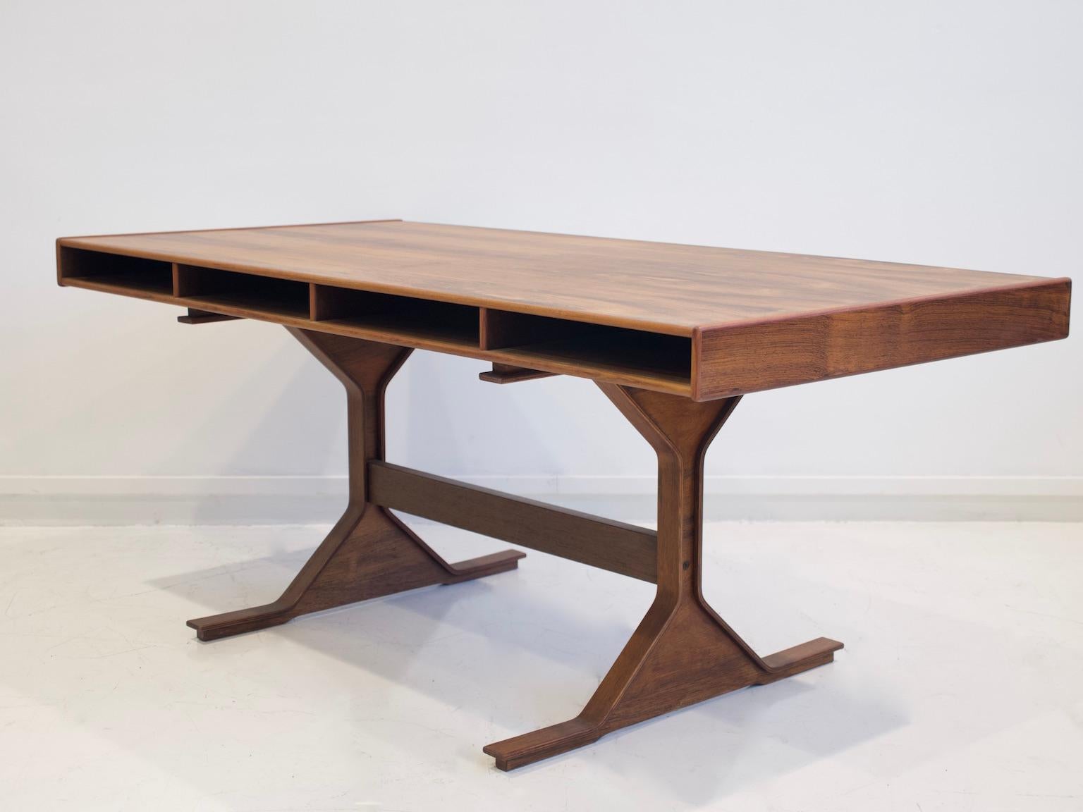 Hardwood Desk by Gianfranco Frattini for Bernini 9