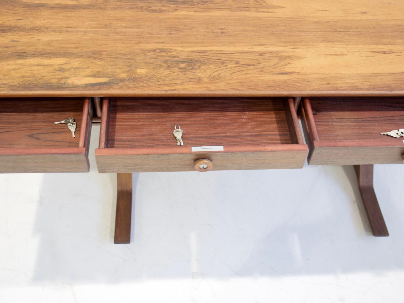 Hardwood Desk by Gianfranco Frattini for Bernini In Good Condition In Madrid, ES