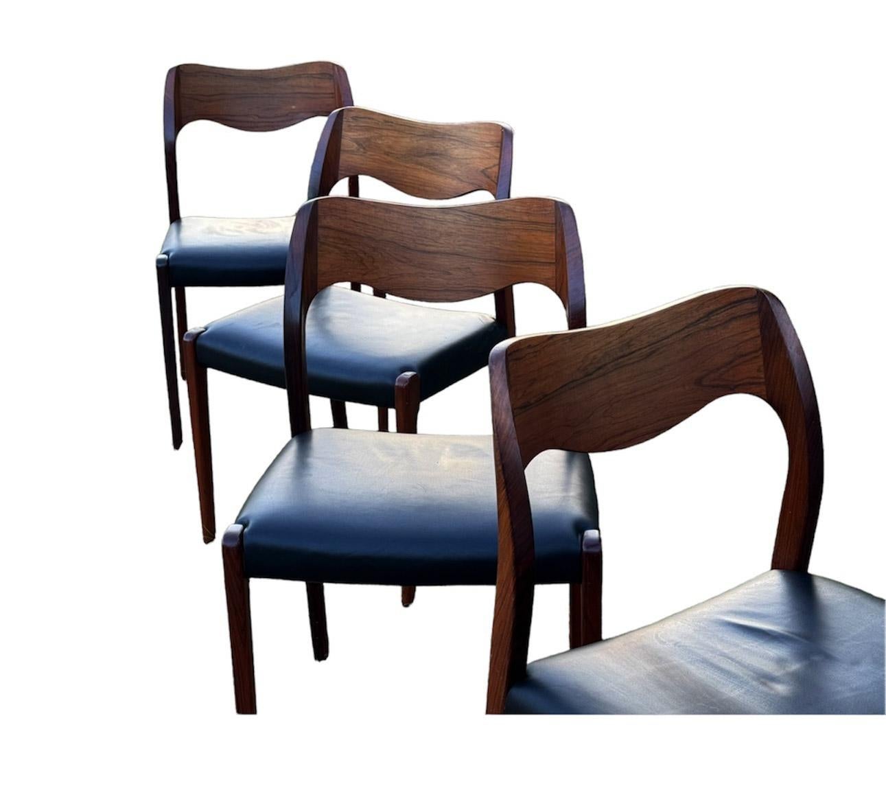Hardwood Dining Chairs Model 71 By Niels Otto Møller In Good Condition For Sale In Vienna, AT