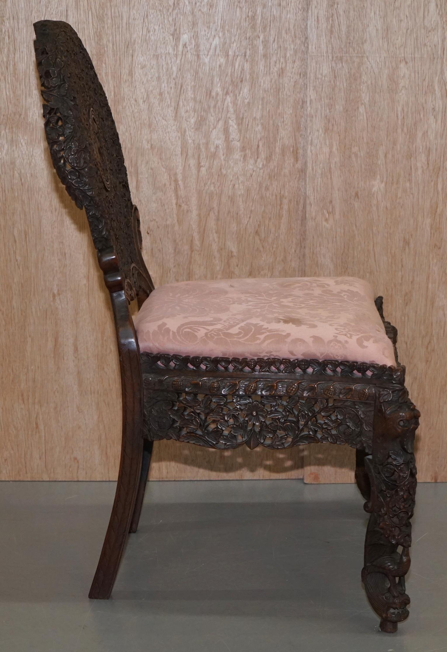 Handgeschnitzter anglo-indischer burmesischer Stuhl aus Hartholz mit floralen Details über und über im Angebot 7
