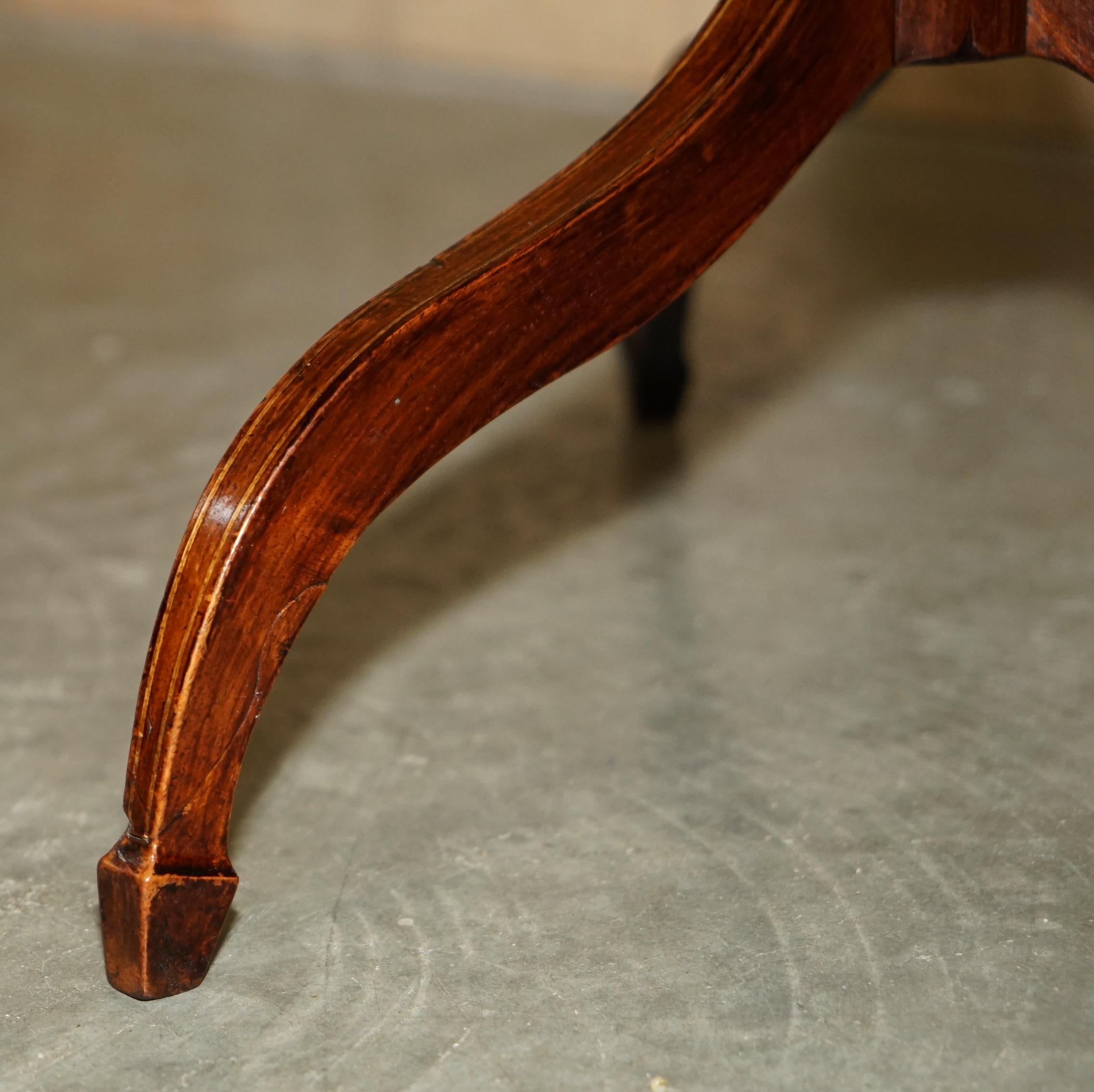 BOIS DUR OCTAGONAL CUIR BRUN FEUILLE D'OR TRIPOD SiDE LAMPE D'APPUI TABLE À VIN en vente 2