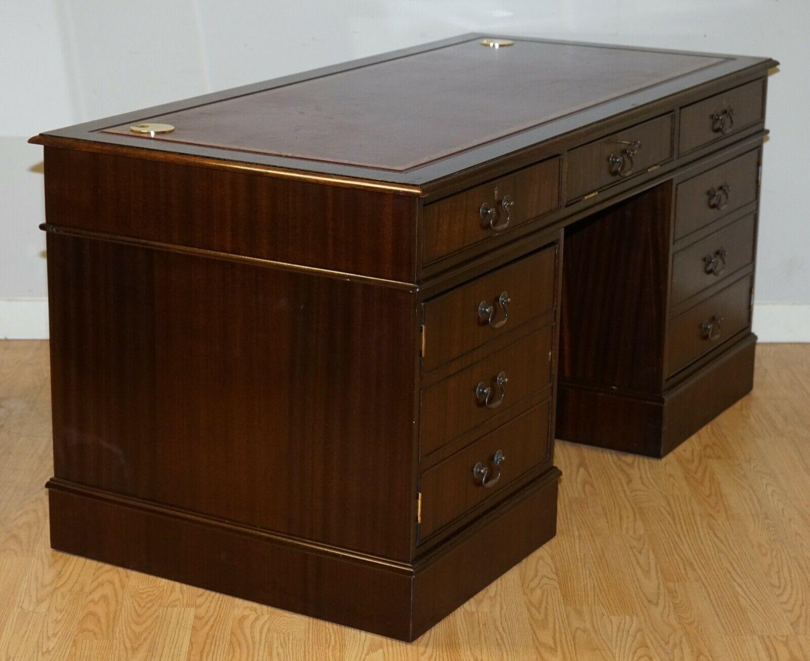 Hardwood Twin Pedestal Partner Desk Leather Top Designed to House Computer 6
