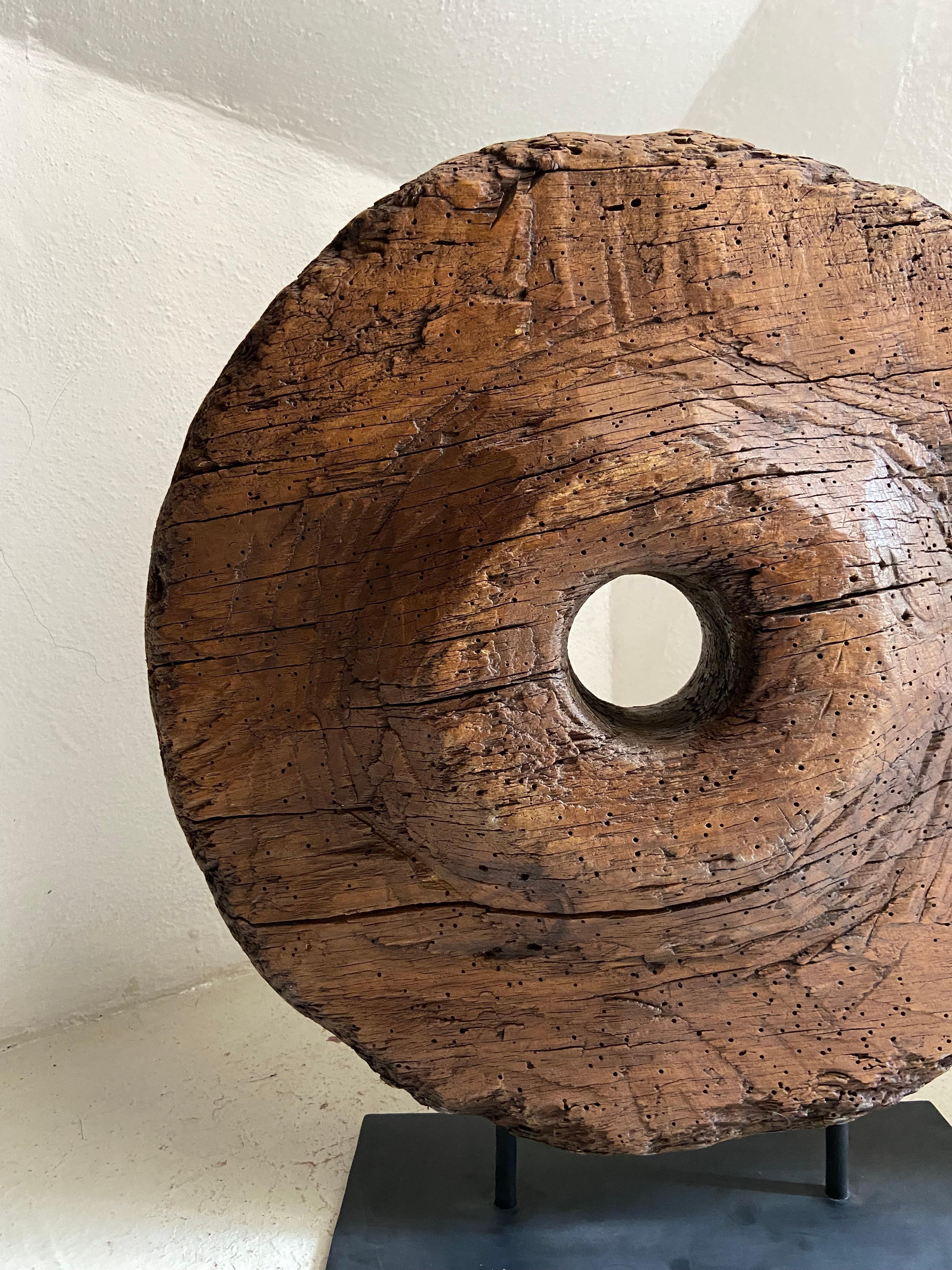 Mexican Hardwood Wagon Wheel with Base by Artefakto For Sale