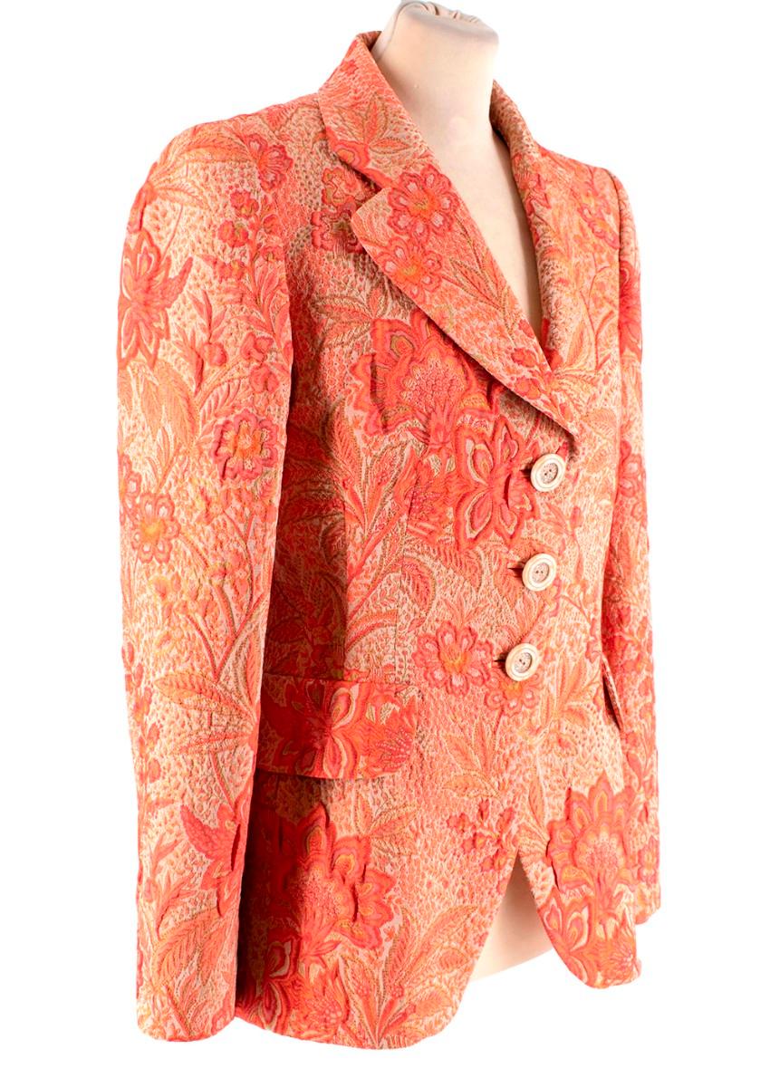 Hardy Amies Orange Floral Print Blazer 

- Floral print exterior 
- Silk lining
- Two sealed front flap pockets 
- Front button fastening 
- Button fastened cuffs 

Materials:
- 5% Acrylic
- 19% Cotton
- 76% Polyester 

Made in France 
Measurements