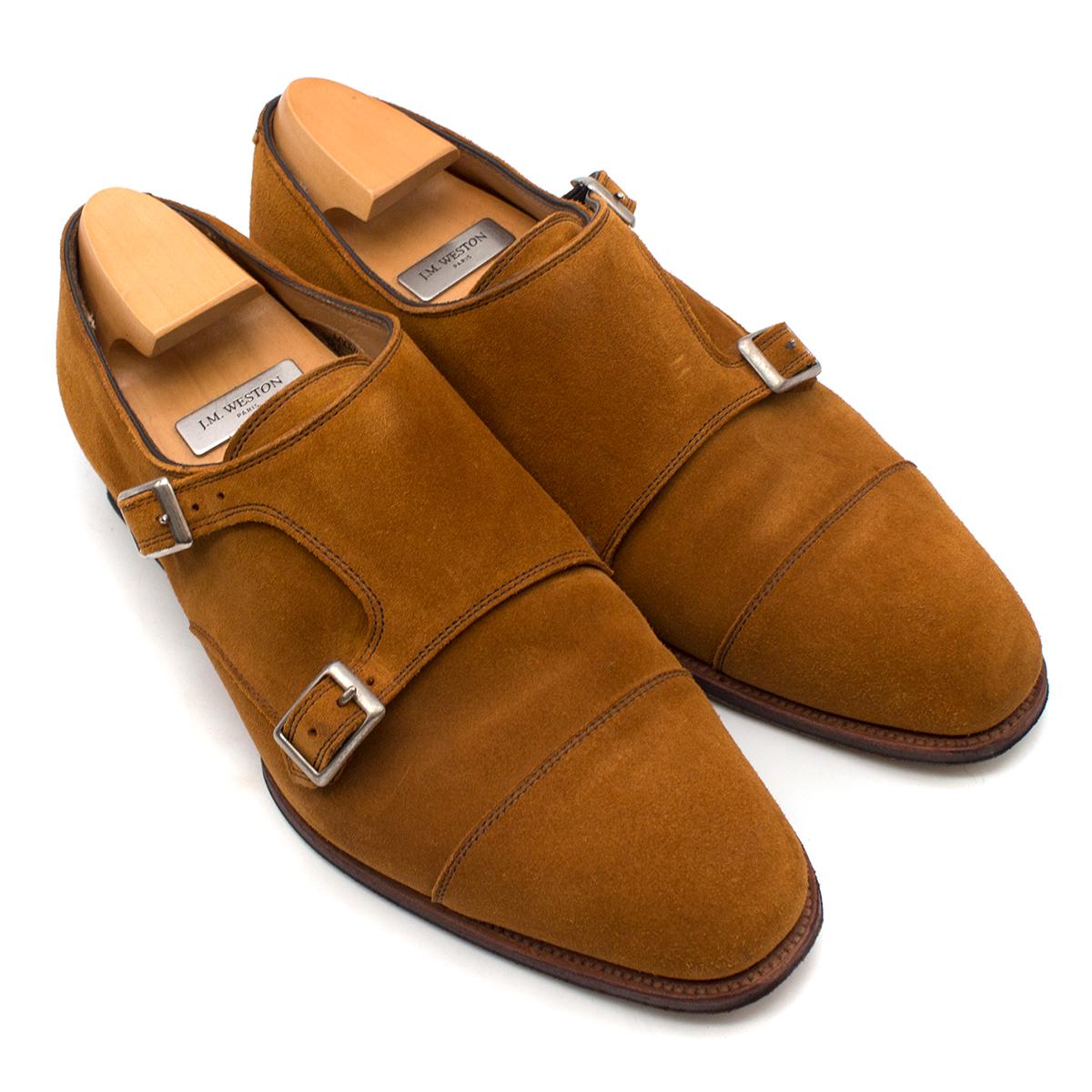 Hardy Amies Tan-brown Suede Double Monk Shoes

- Tan-brown suede monk shoes
- Double monk straps
- Smart round toe shape
- Nude leather lining with logo embroidered
- Leather soles
- Low heel
- This item comes with an alternative branded shoe trees