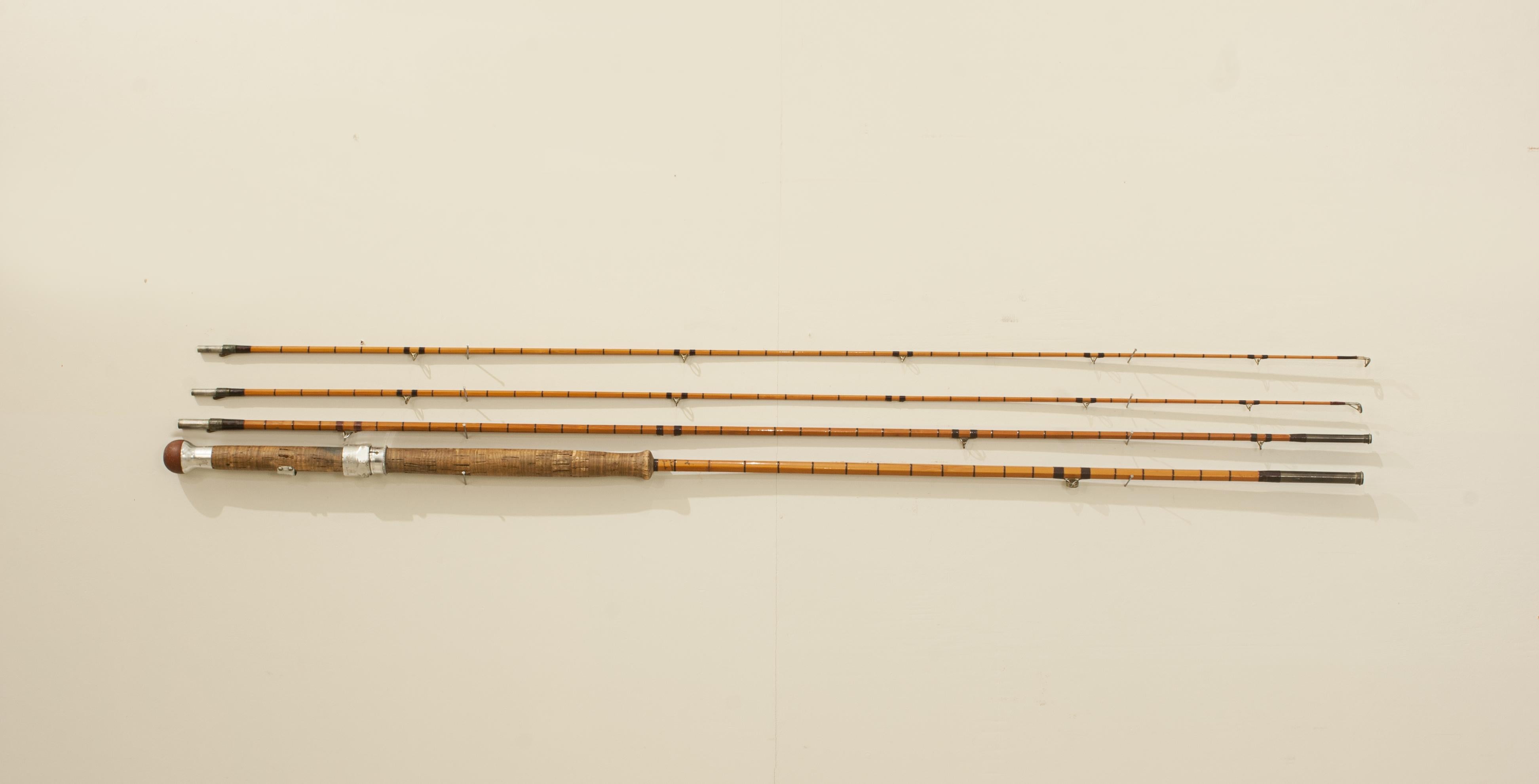 Hardy Fishing Rod aus geteiltem Schilfrohr mit Lachs, The Wye (Englisch) im Angebot