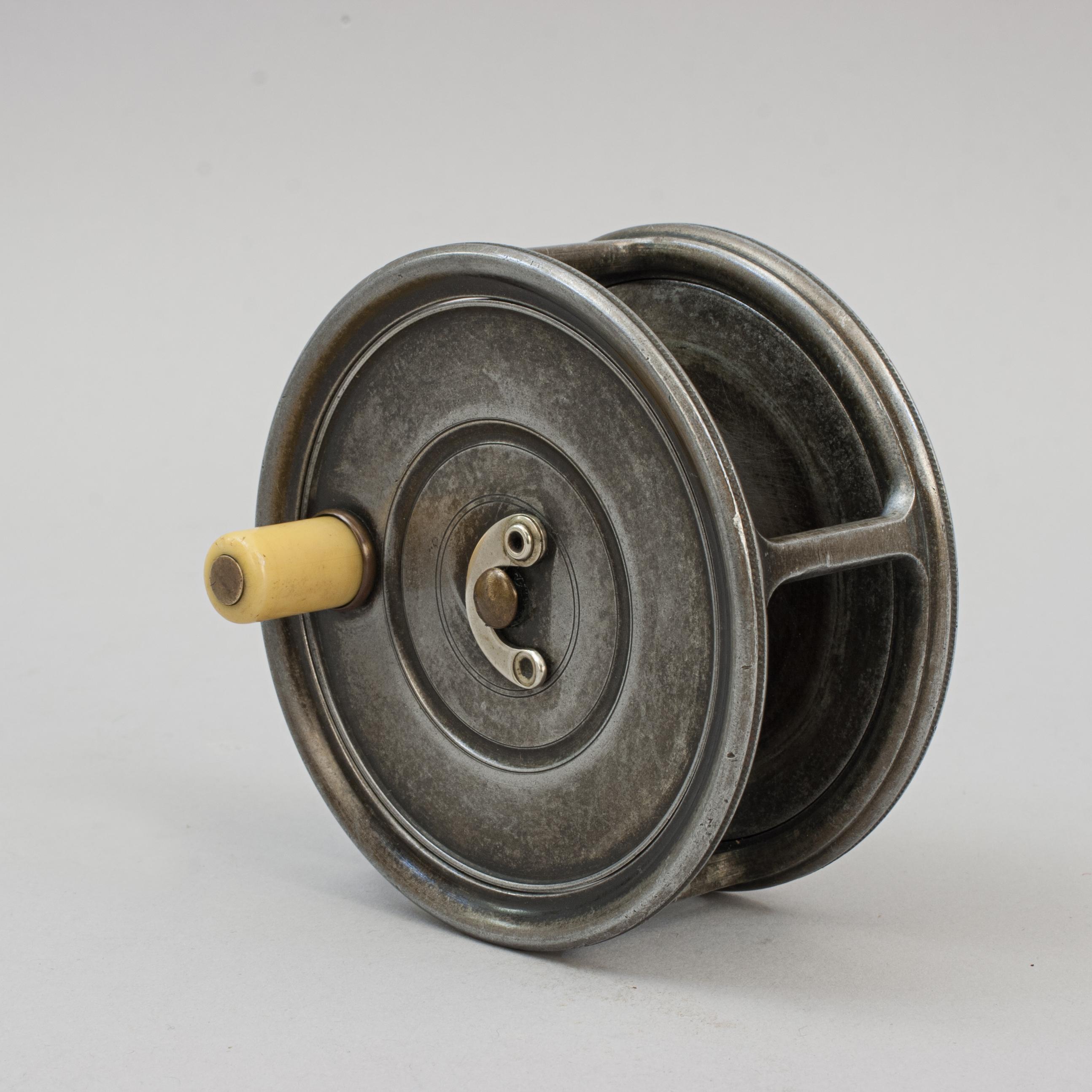 Hardy Uniqua Trout Fly Fishing Reel For Sale 1