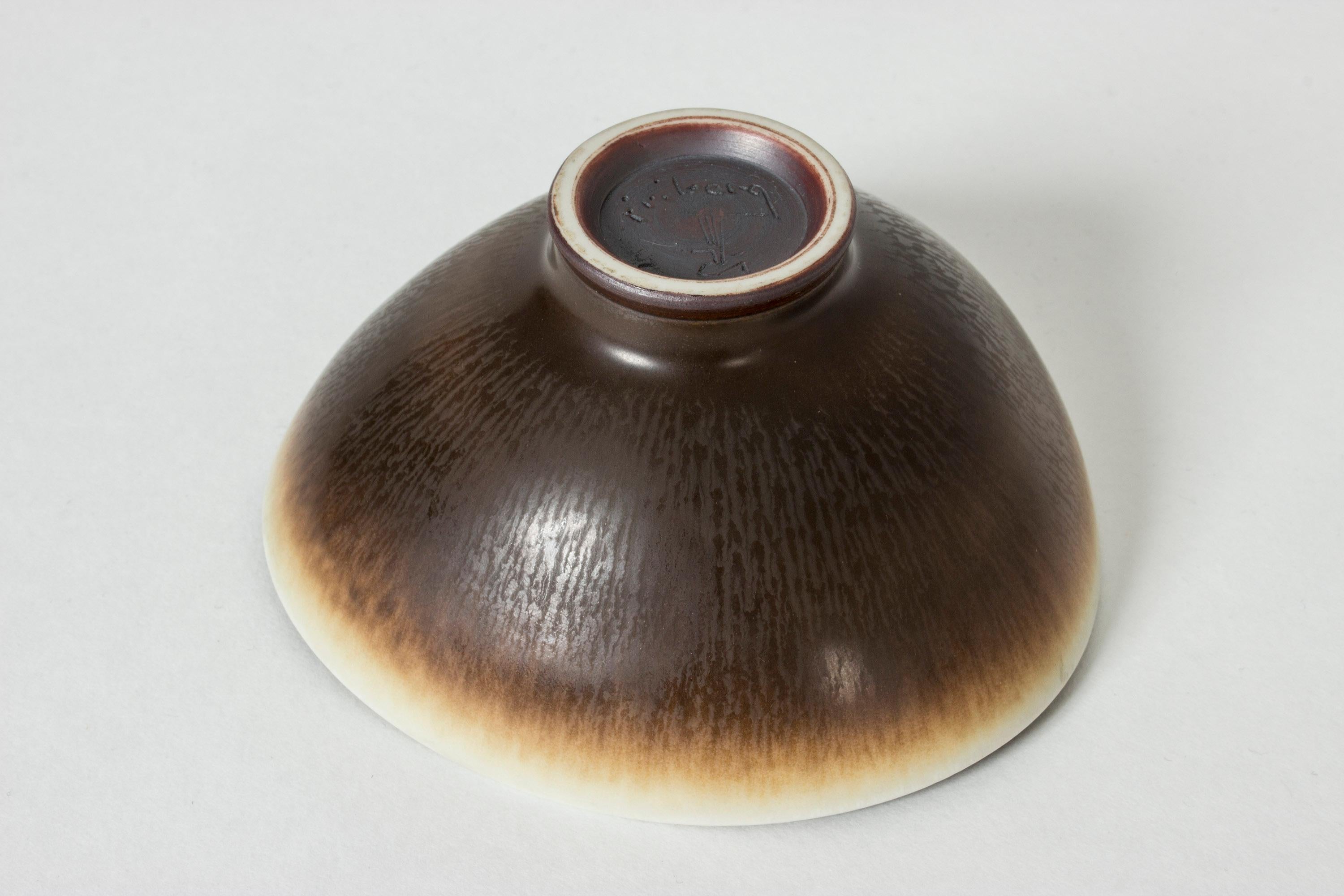 Hare's Fur and Eggshell Glazed Swedish Brown Stoneware bowl by Berndt Friberg 3