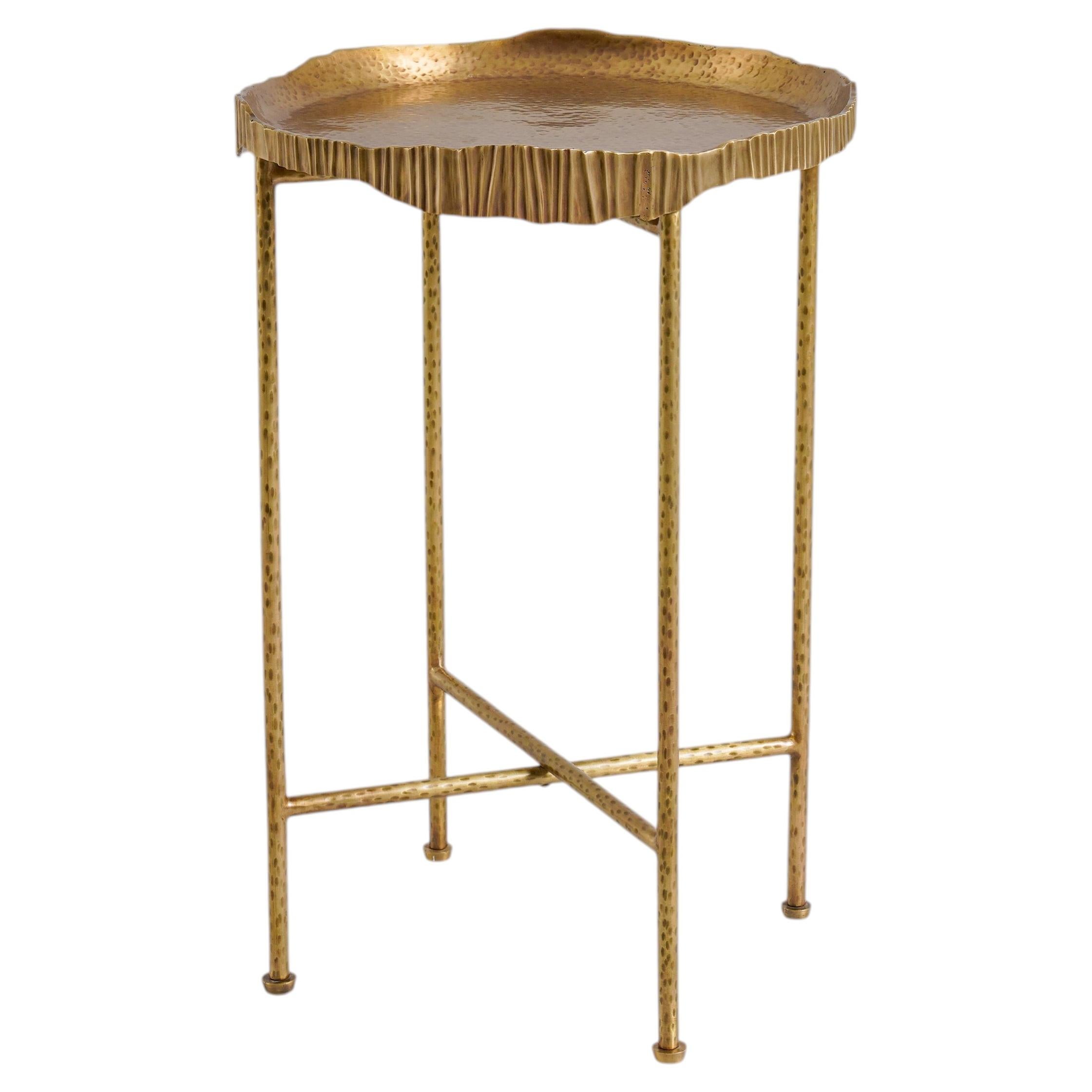 Table-plateau décorative en laiton, Harihar Medium, Viya par Vikram Goyal