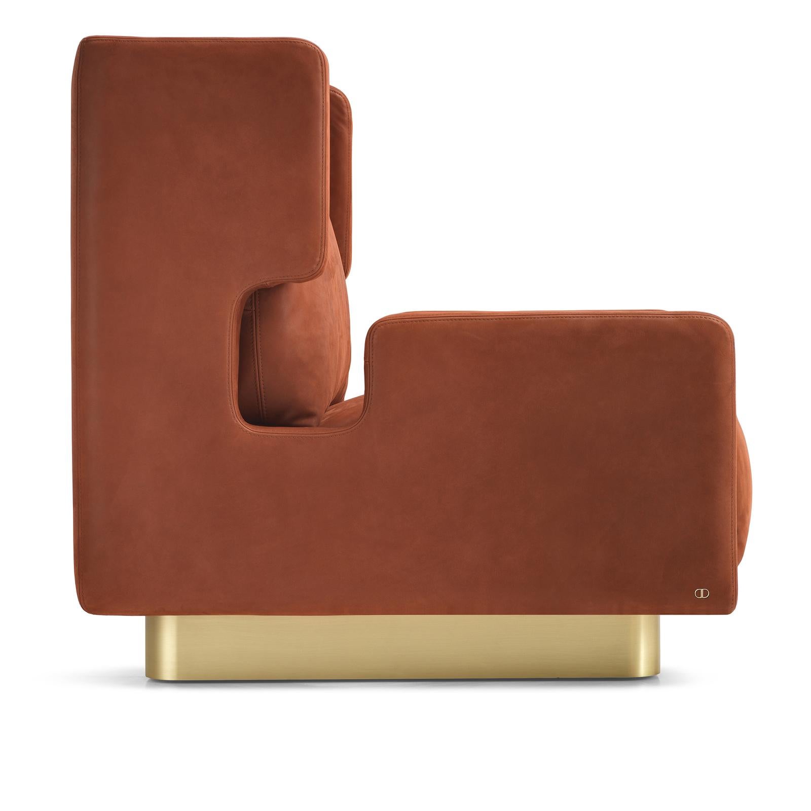 Only for refined spirits; Daytona collection design custom fit solutions dedicated to luxury, elegance and practicality. This armchair has a plywood structure covered in multi-density rubber, with upper layer in memory foam, all-over surface of soft