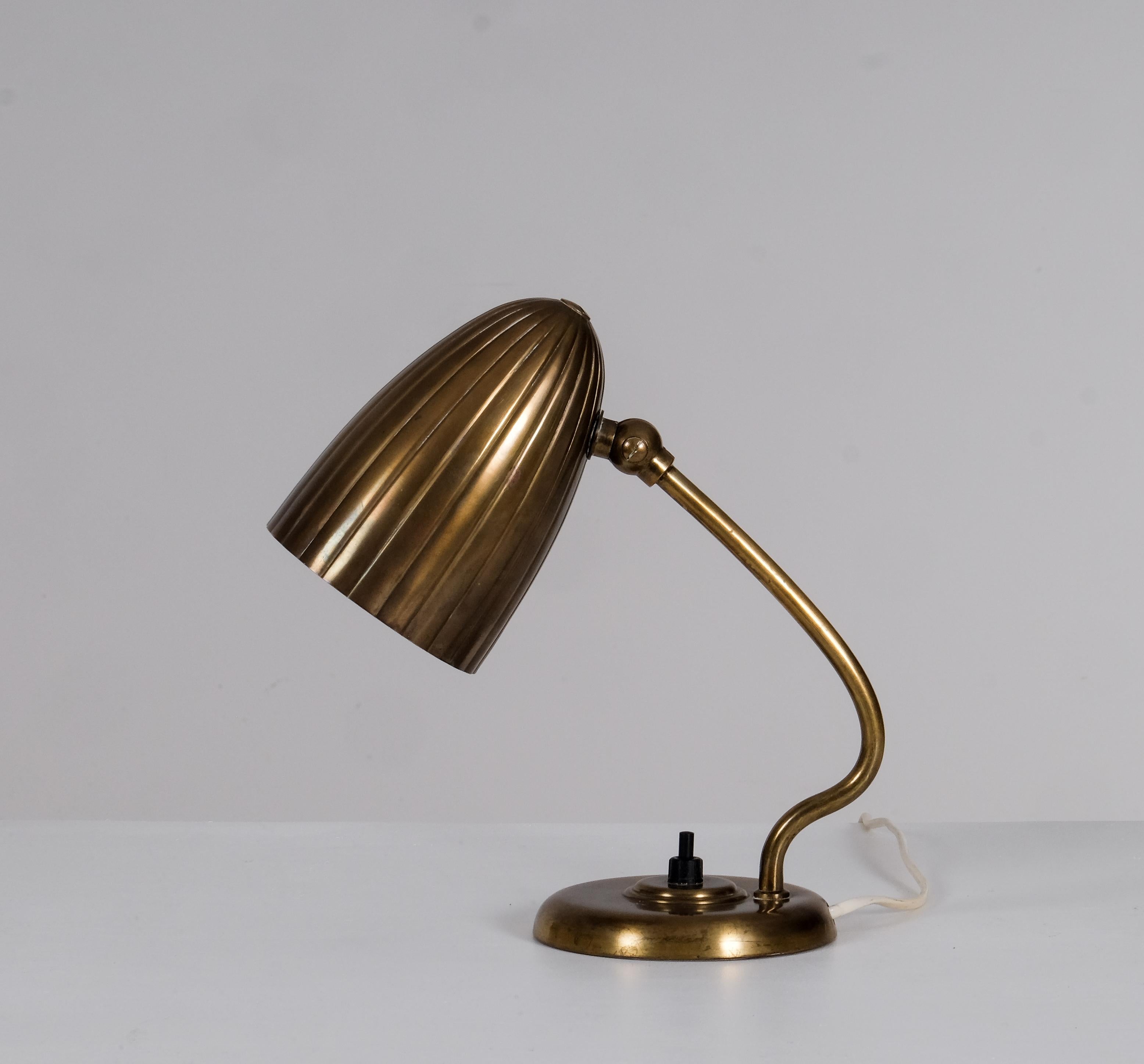 Lampe de table Harlad Notini, Suède, années 1940 en vente 1