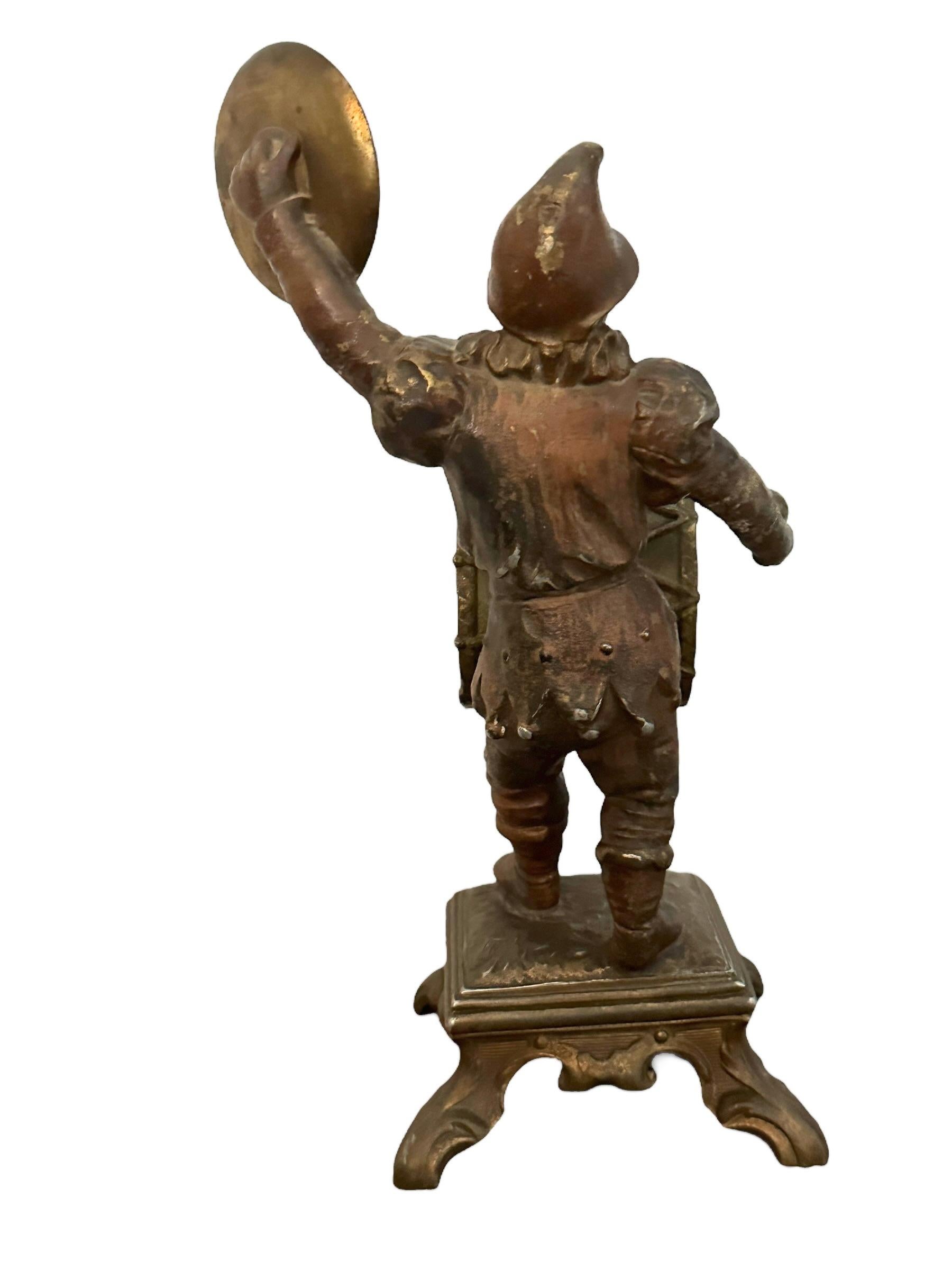 Art Nouveau Arlecchino Clown Salvadanaio in metallo, Antico Austria 1880 in vendita