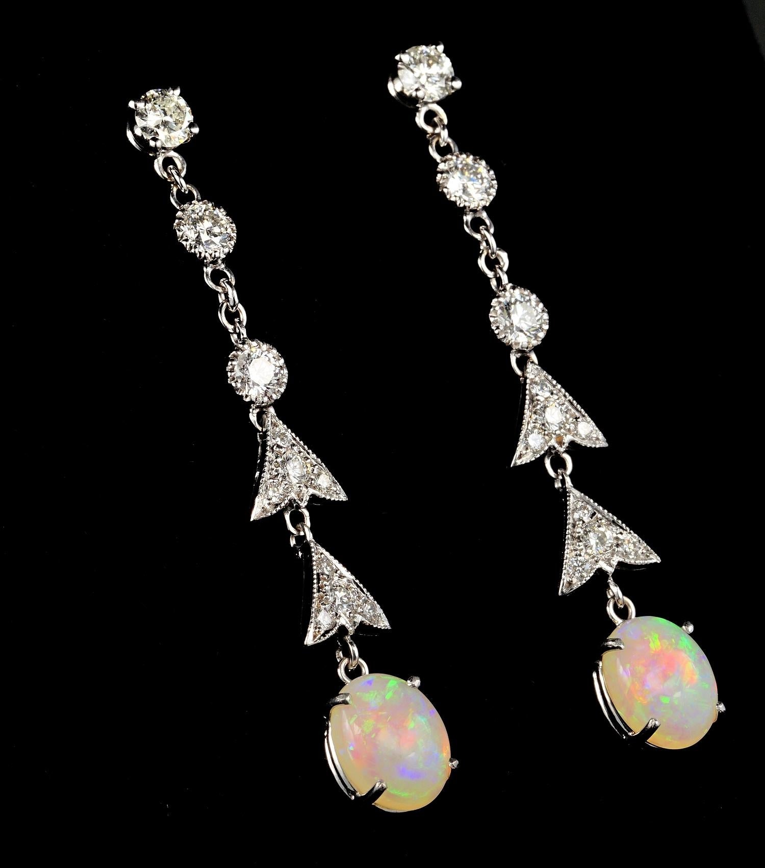 Harlequin Opal 1.90 Carat Diamond Vintage Drop Earrings In Excellent Condition In Napoli, IT