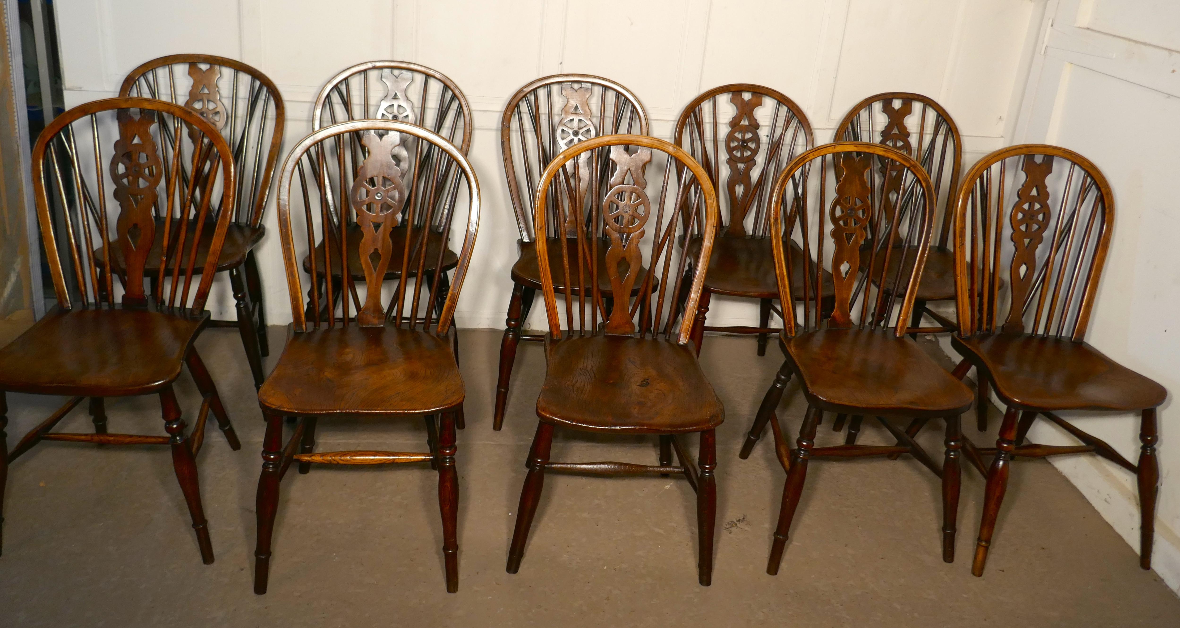 Harlequin Set of 10 Victorian Beech and Elm Wheel Back Windsor Dining Chairs 5