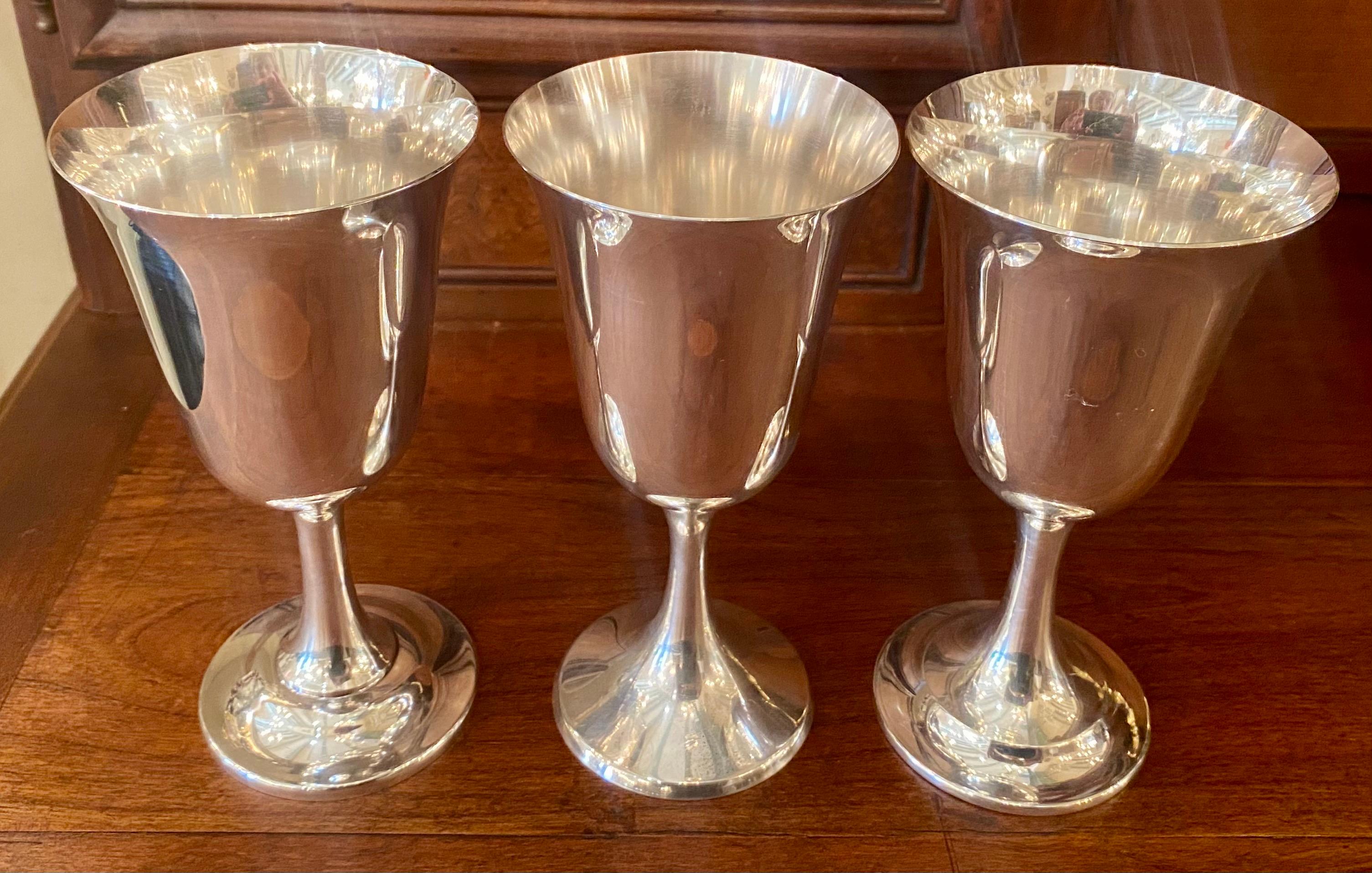 Harlequin Set of 12 Estate American Sterling Silver Wine Goblets, Ca. 1920-1940 4