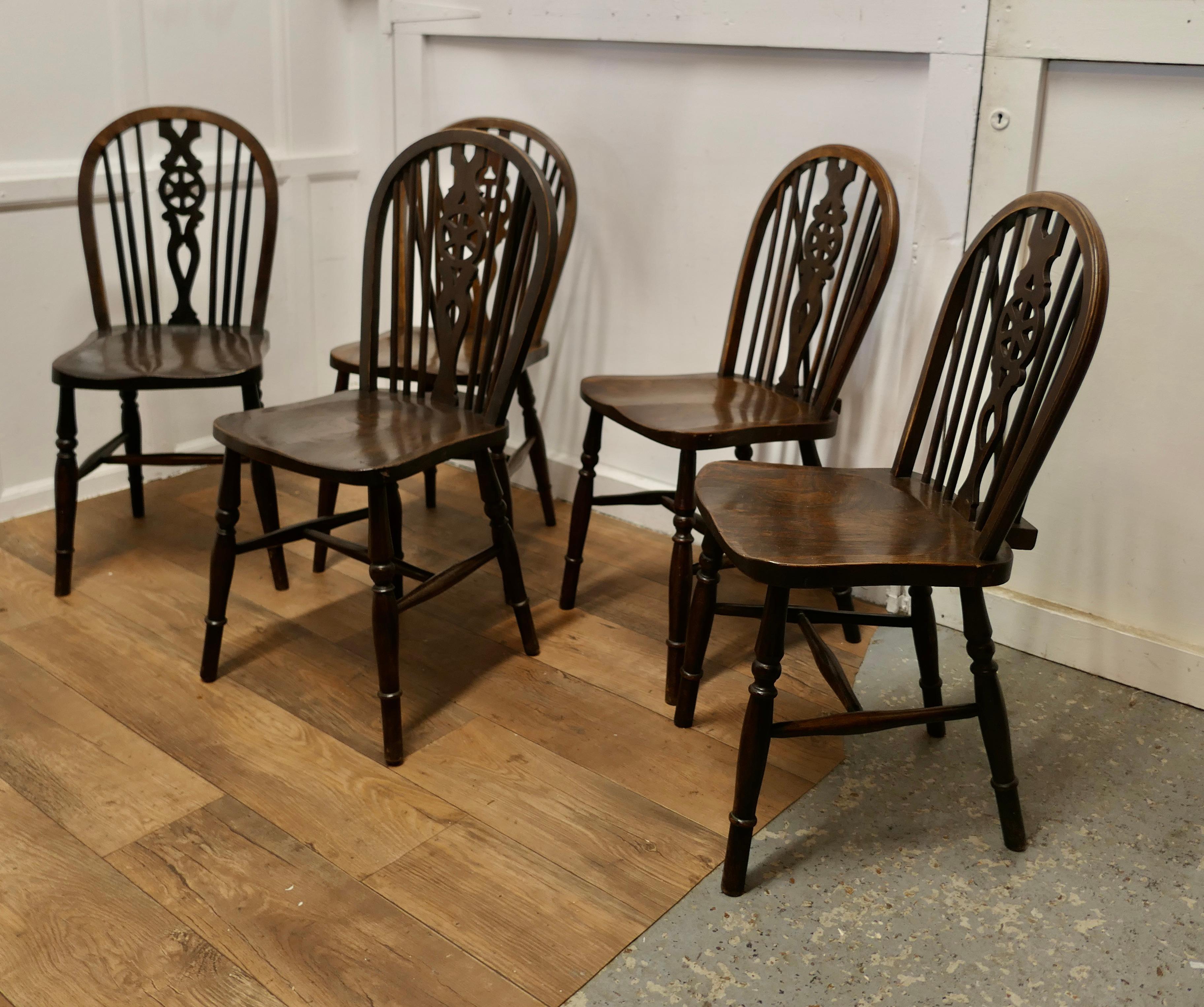 Country Harlequin Set of 5 Victorian Beech & Elm Wheel Back Windsor Kitchen Dining Chair