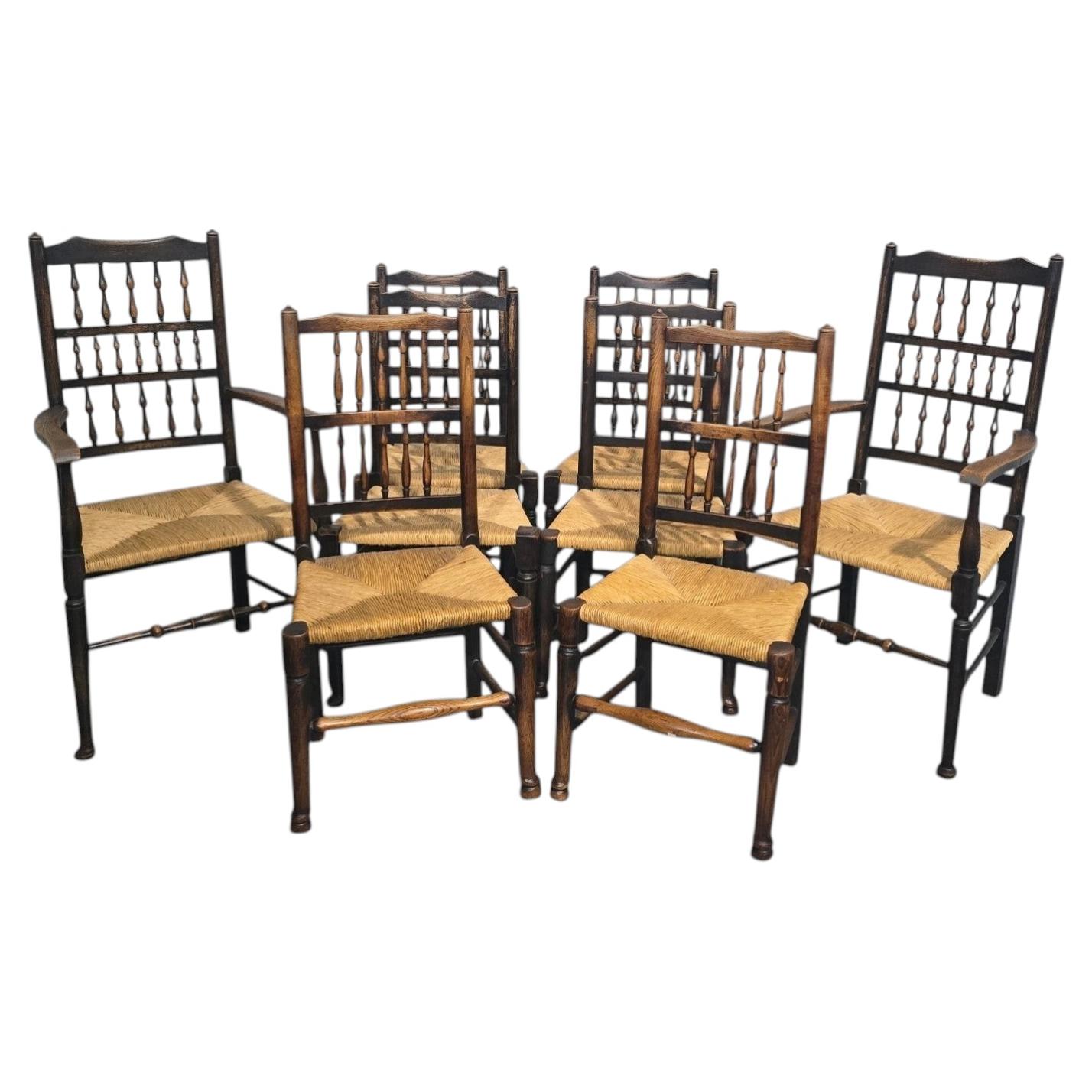 Ensemble de huit chaises de cuisine et de salle à manger « Harlequin » en vente