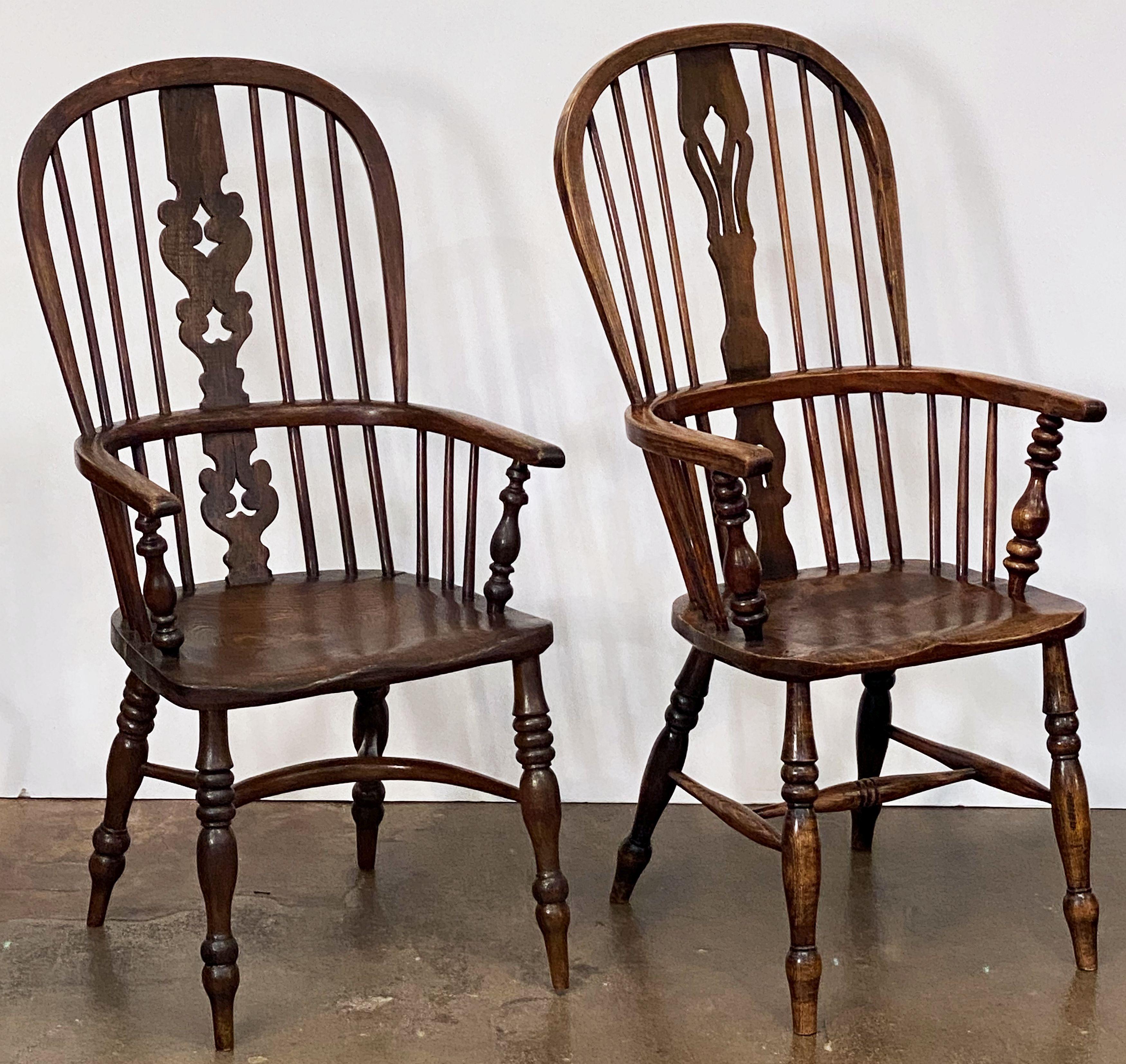 Country Harlequin Set of Eight Windsor Chairs from England