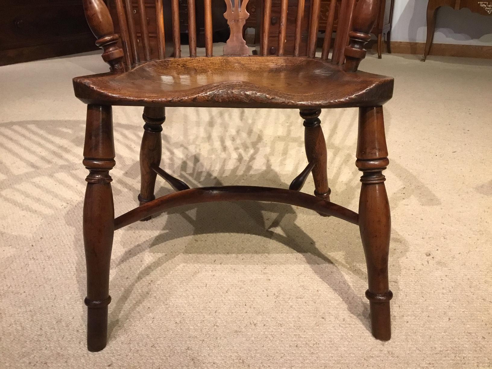 Harlequin Set of Four Yew Wood High Back Windsor Armchairs 2
