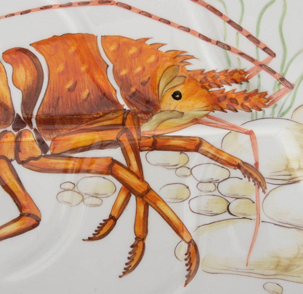 Harlequin Shellfish Service, 20 Pcs. In Good Condition For Sale In Astoria, NY