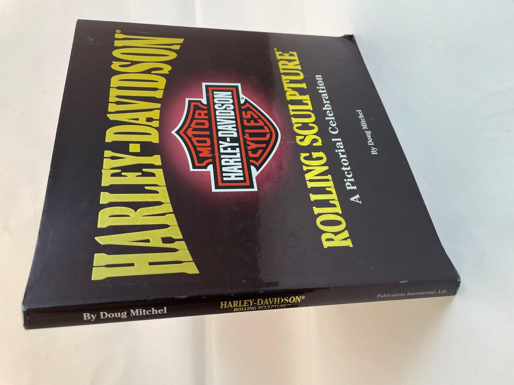 Américain Livre à couverture rigide Harley-Davidson en vente