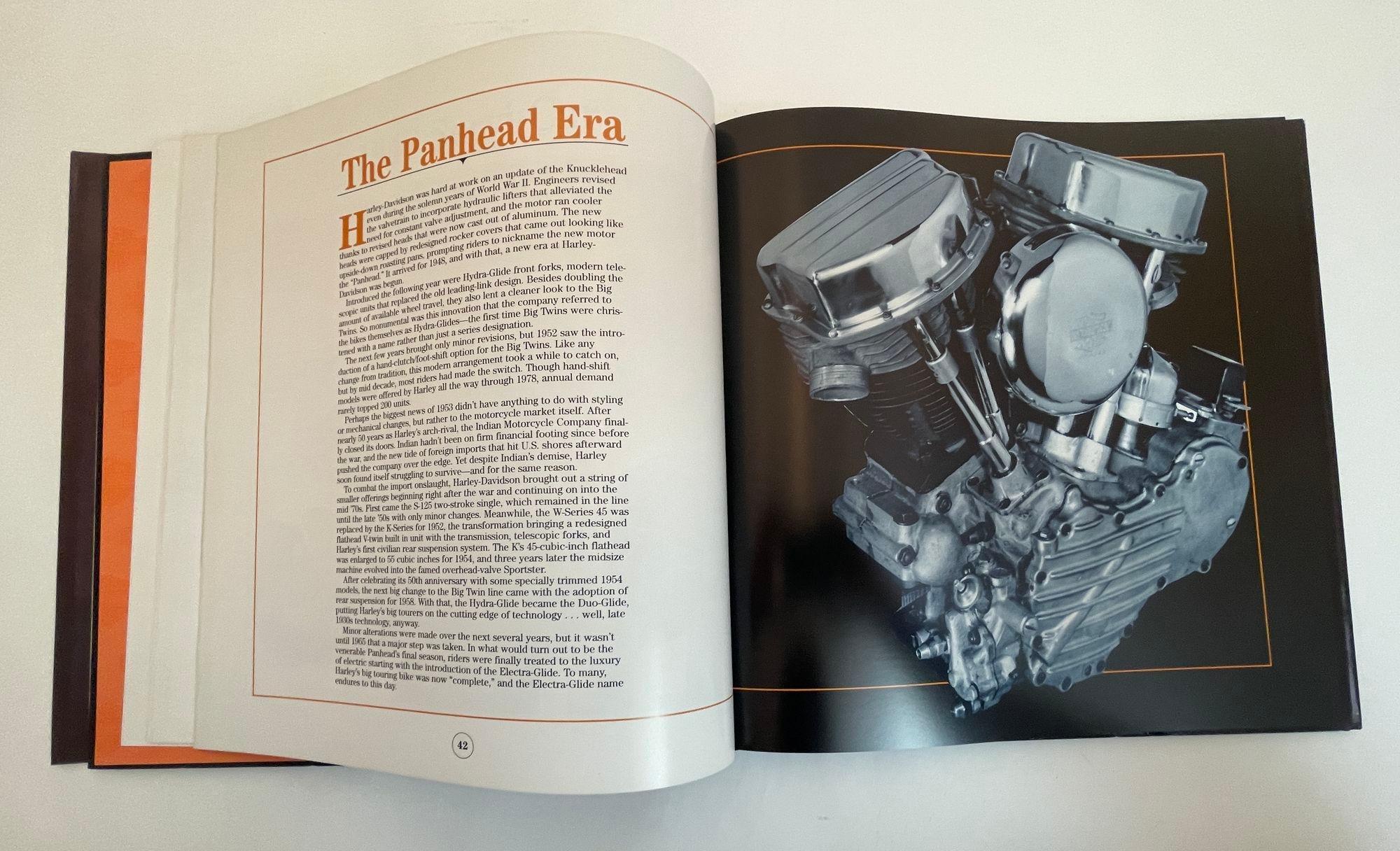 Livre à couverture rigide Harley-Davidson en vente 2