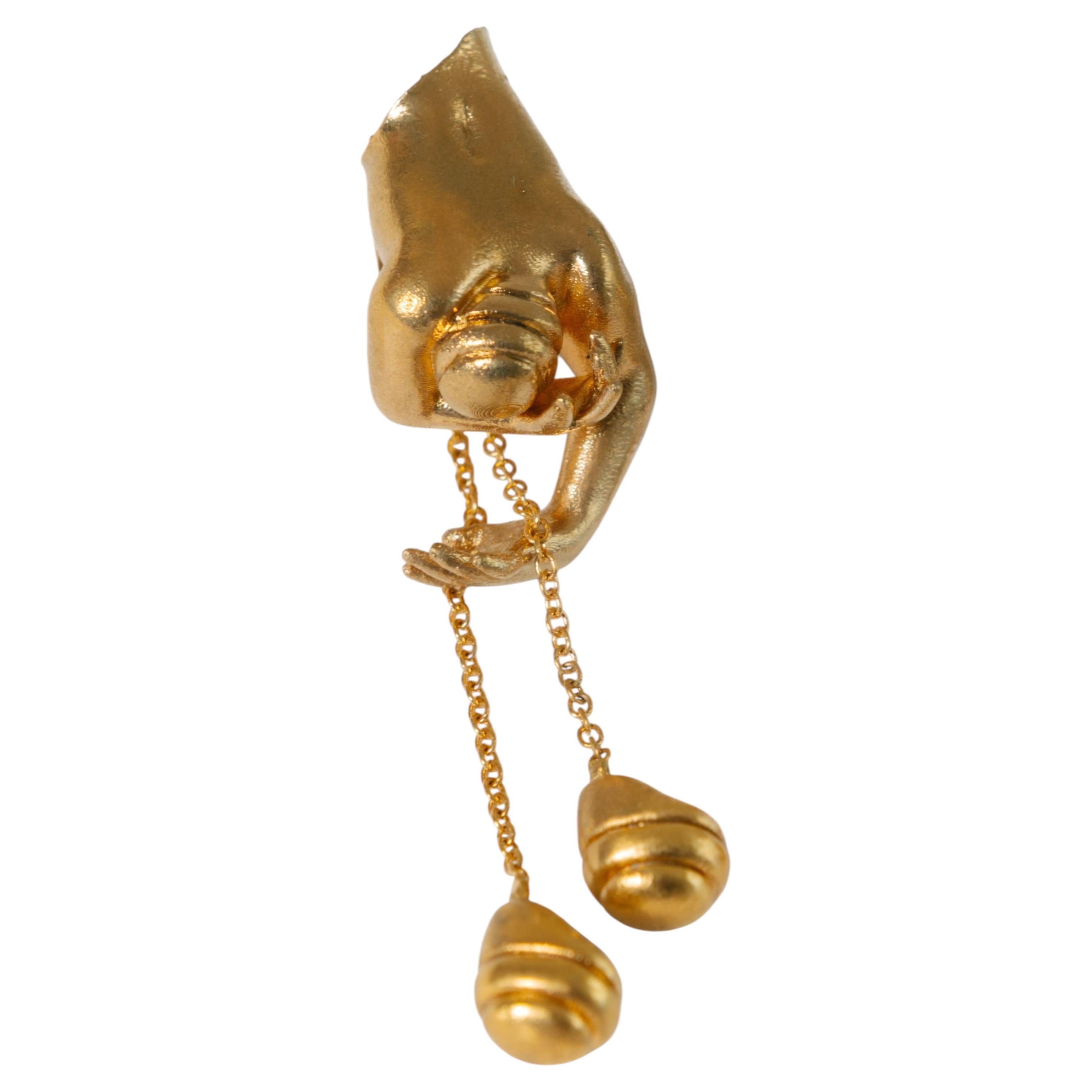 Orecchino Harlow in resina scolpita, argento e oro 24k di AMBOS TOUKO