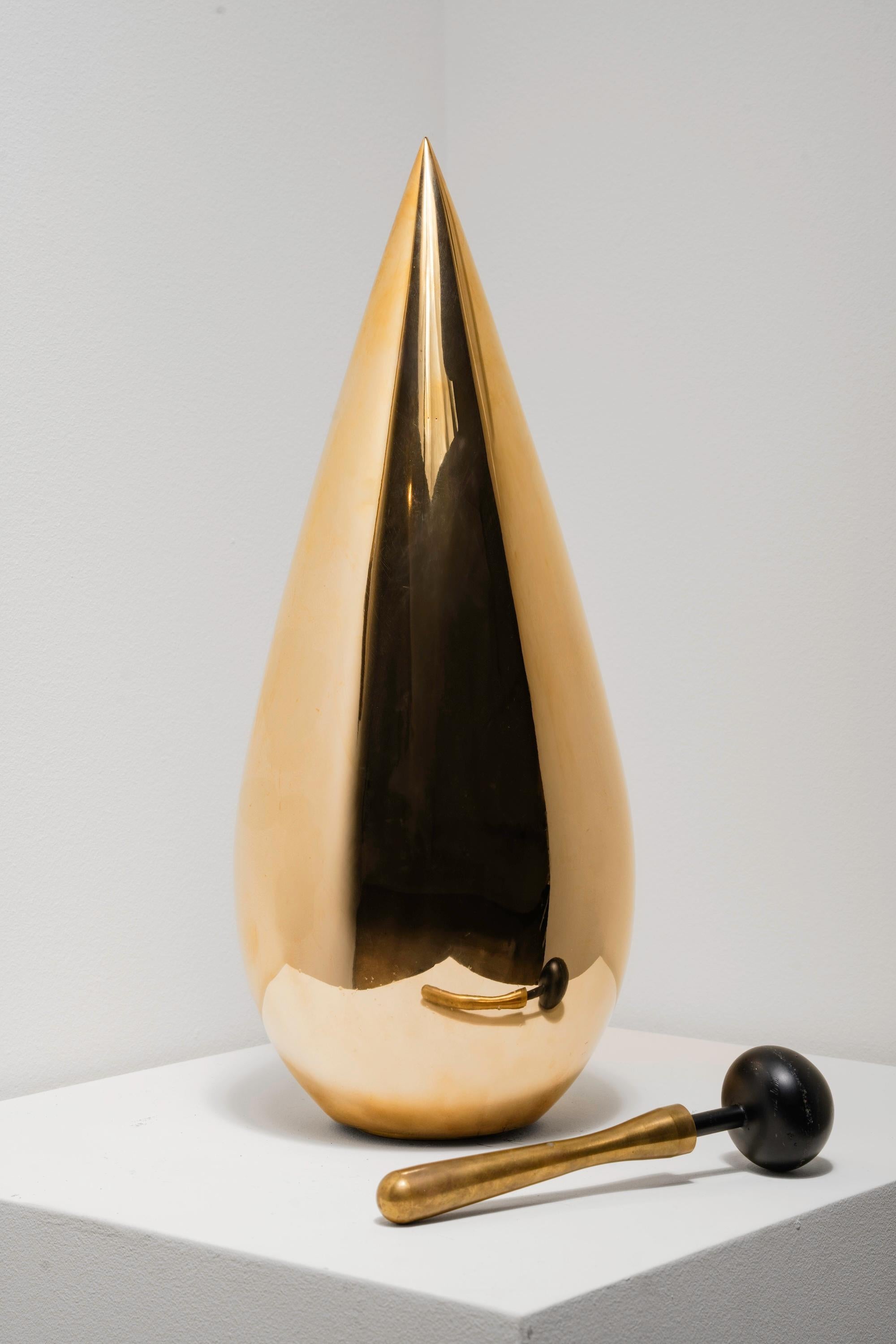 Abstract Sculpture Harmen Brethouwer - E-Flat (cloche série bronze), Brethouwer, Sculpture, Design, Or