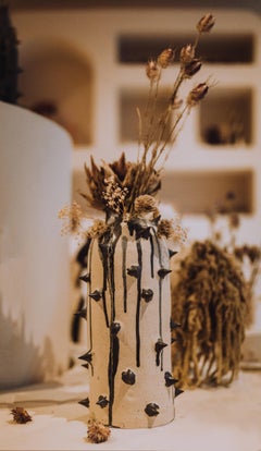 Harmfull Ceramics Flower Holder 2 by Alina Rotzinger