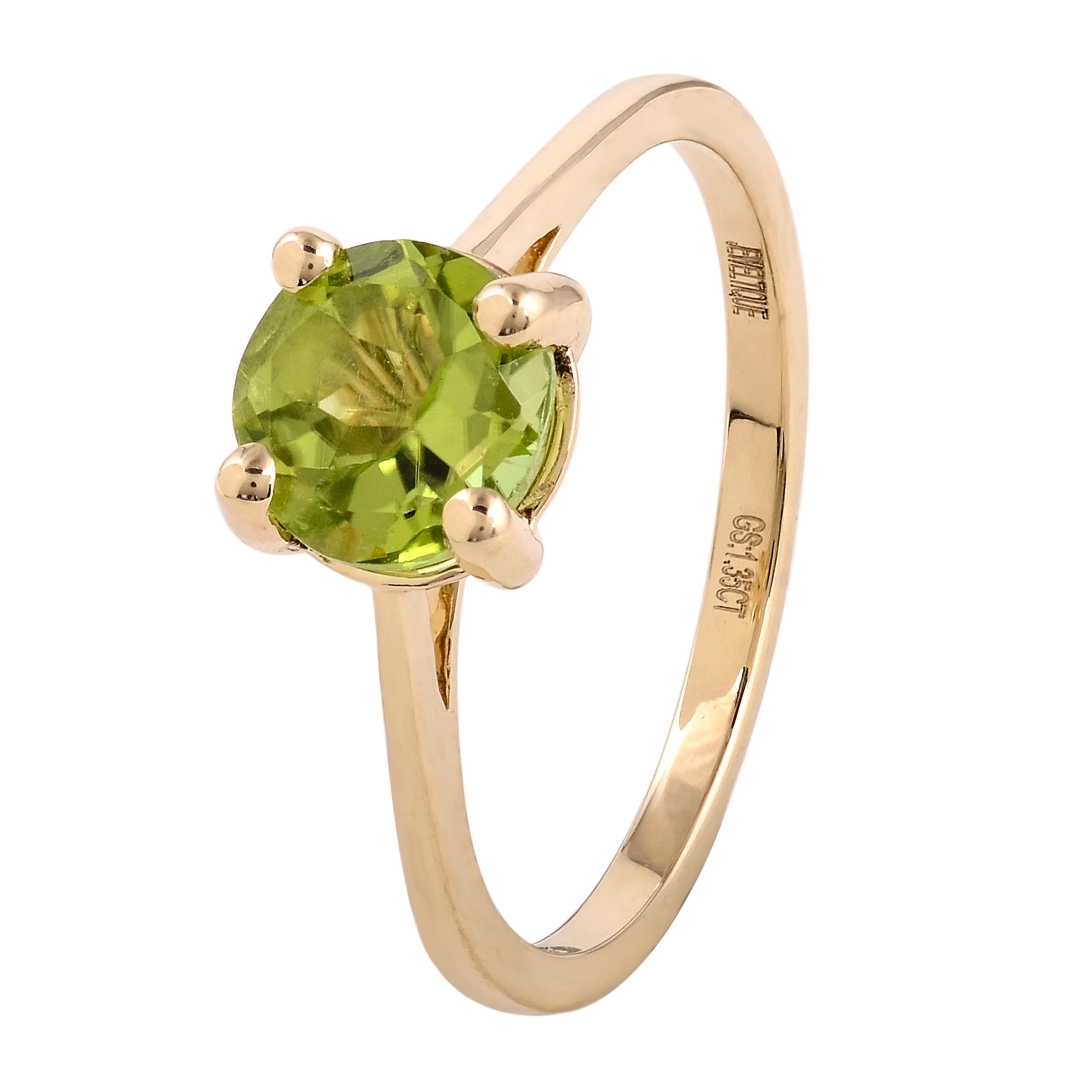 Chic 14K 1.09ct Peridot Solitaire Cocktail Ring, Size 7 - Statement Jewelry For Sale 3