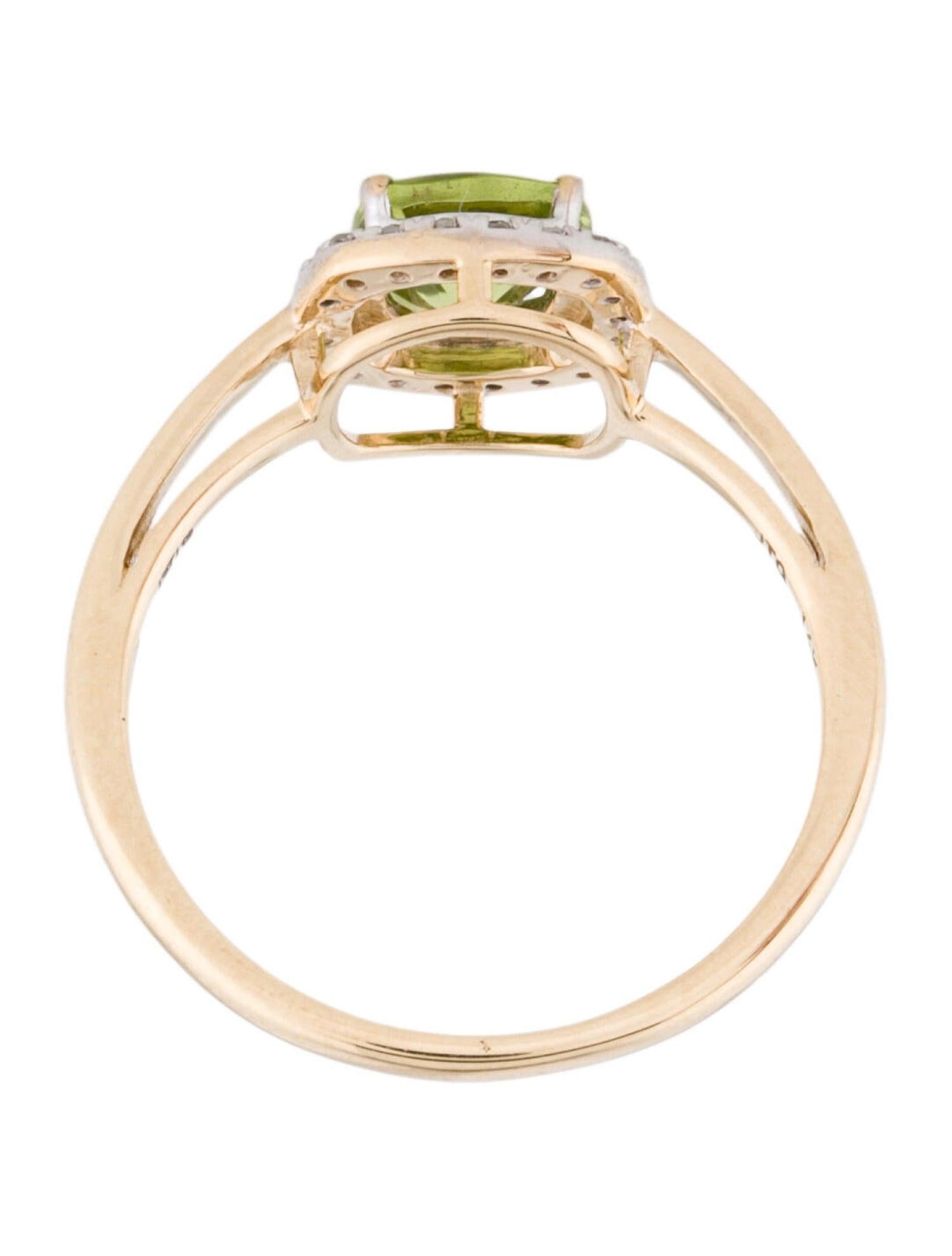 Gorgeous 14K 1.23ct Peridot & Diamond Cocktail Ring Size 6.75 - Elegant Jewelry In New Condition For Sale In Holtsville, NY