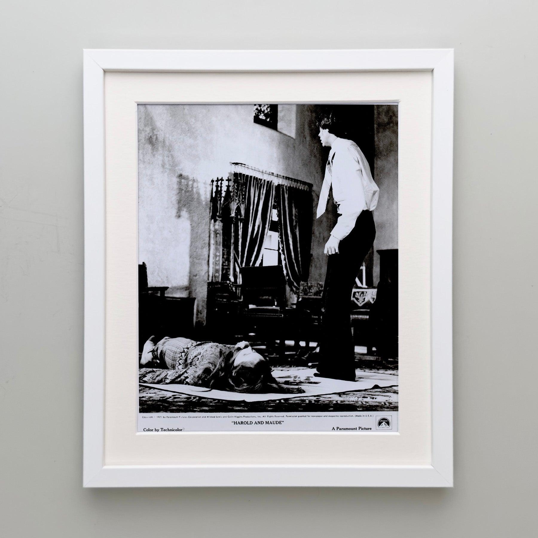 Harold und Maude (1971) Presse-Werbebild - gerahmt im Zustand „Hervorragend“ im Angebot in Bath, Somerset