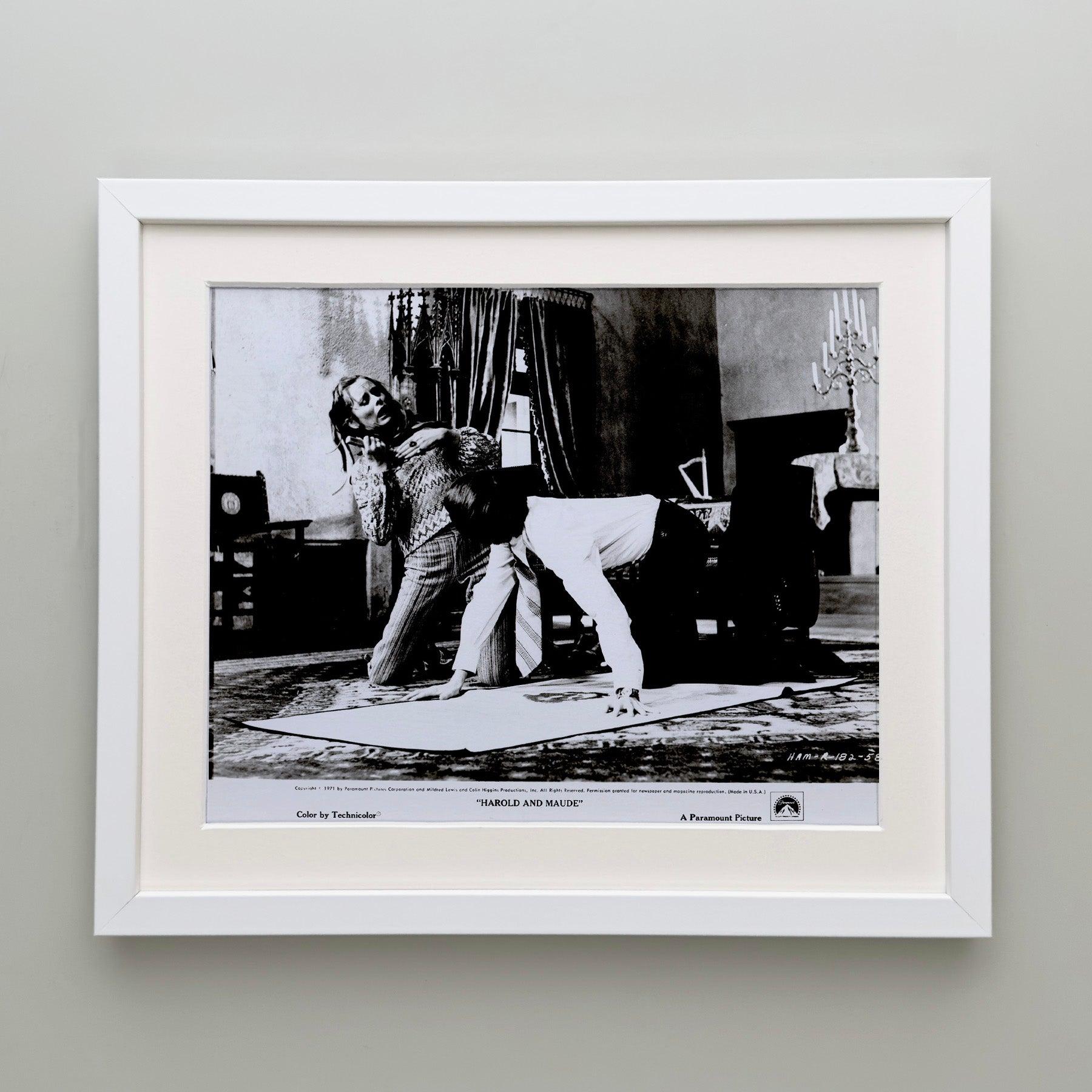 Harold und Maude (1971) Presse-Werbebild - gerahmt im Zustand „Hervorragend“ im Angebot in Bath, Somerset