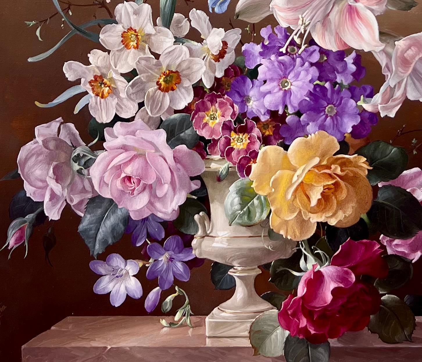 Natura morta di fiori in un vaso di marmo - Still-Life Painting Marrone di Harold Clayton