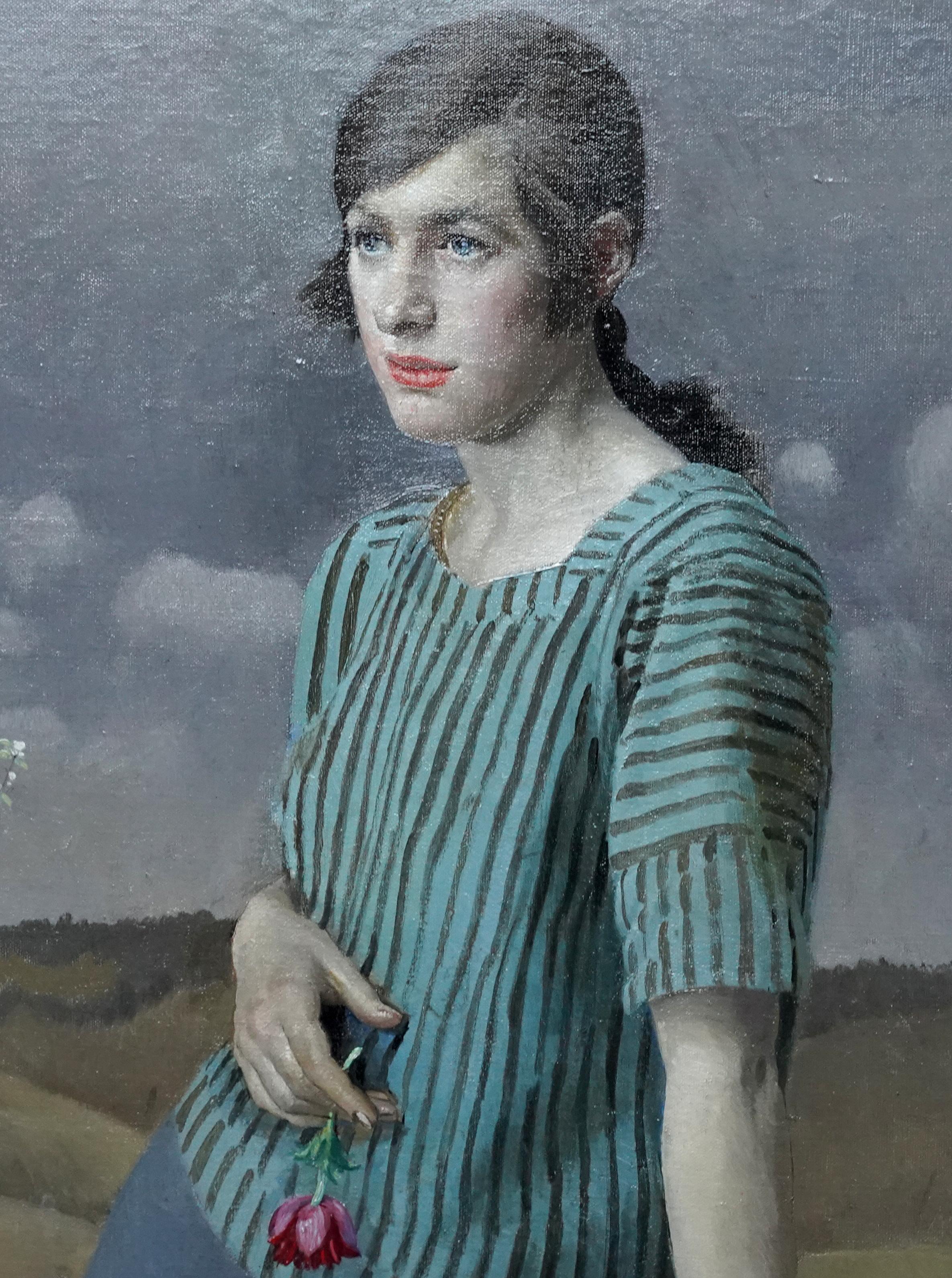 Superbe portrait peint à l'huile par Harold Harold, artiste britannique renommé de l'école de Newlyn. Peint en 1922, il représente Clara Matthews. Portrait en pied, Clara est placée dans un paysage et tient une rose. Dans plusieurs portraits de