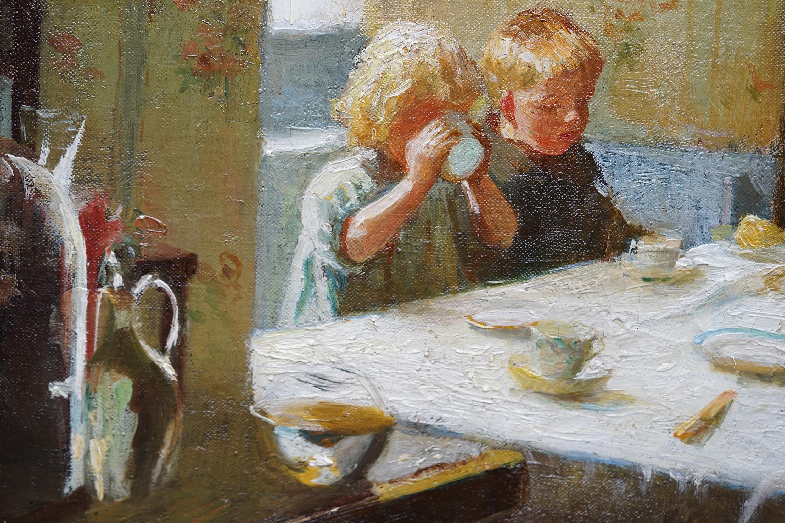Famiglia della Cornovaglia in un interno - pittura ad olio della Scuola di Newlyn del 1912 in vendita 2