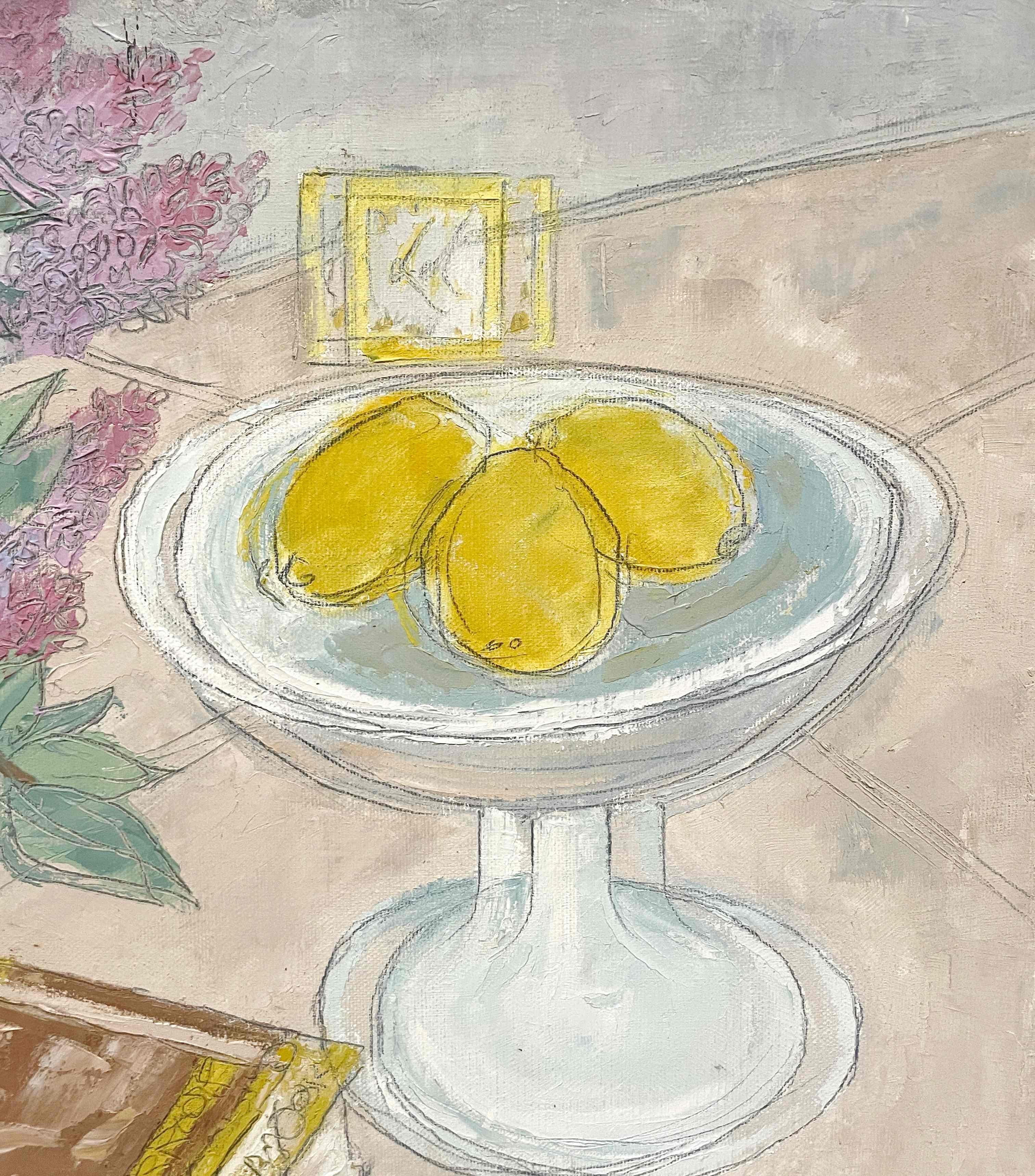 Ein surrealistisches abstraktes 1950er-Jahre-Mitte-Jahrhundert-Moderne-Interieur-Stillleben-Gemälde (Beige), Interior Painting, von Harold Haydon