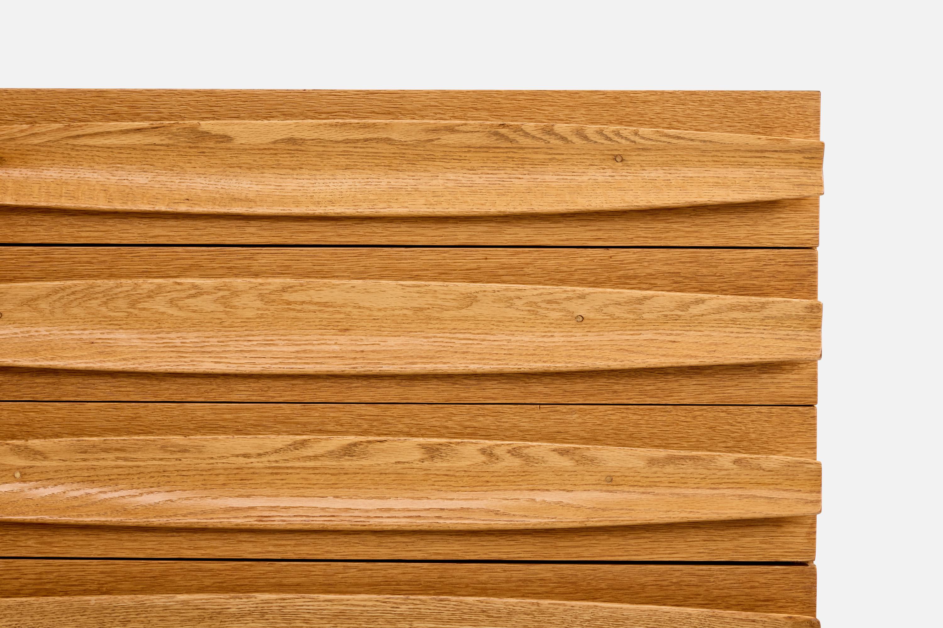 Harold Schwartz, Chest of Drawers, Oak, USA, 1950s In Good Condition For Sale In High Point, NC
