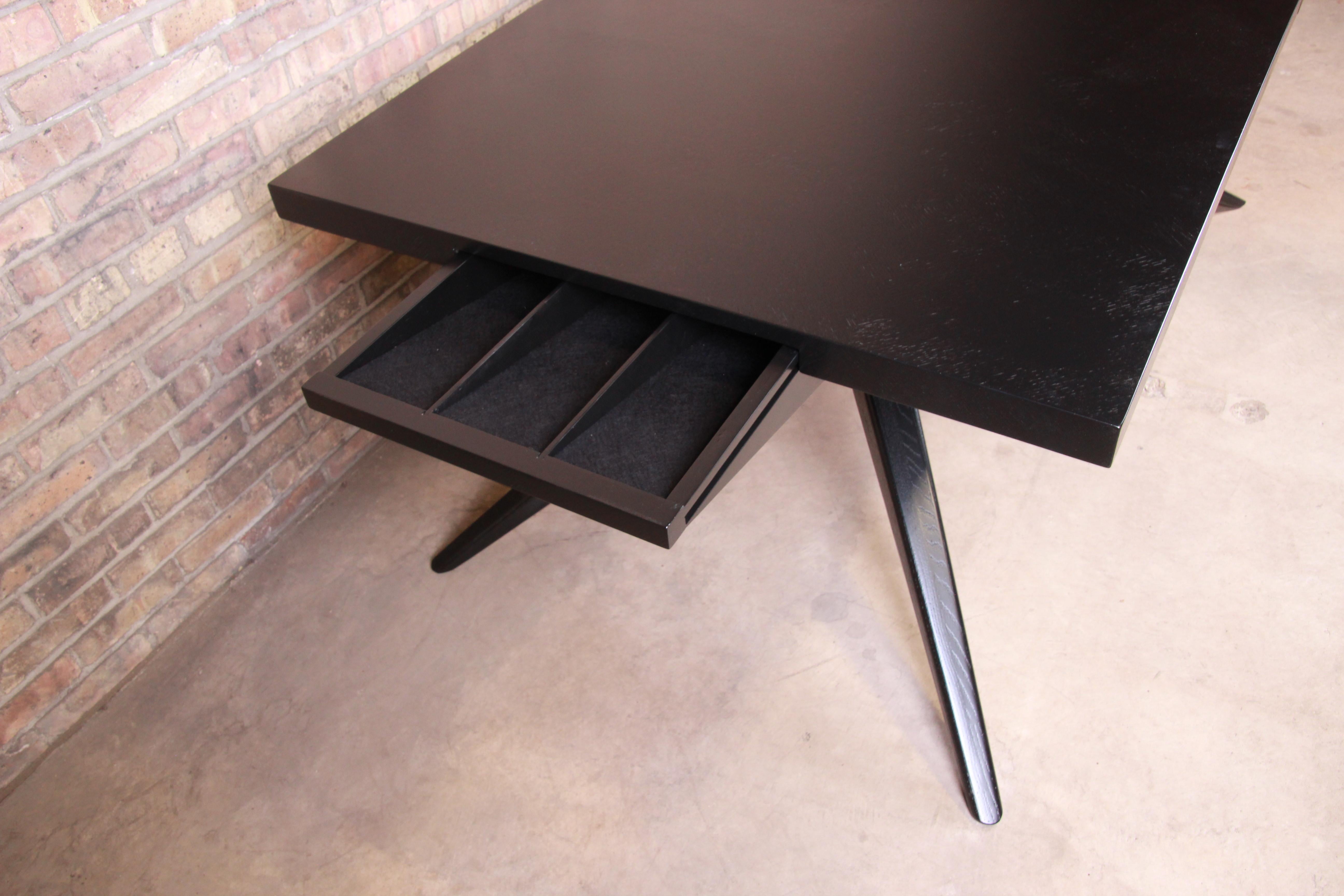 Harold Schwartz for Romweber Ebonized Spider Leg Dining Table, Newly Refinished In Good Condition In South Bend, IN