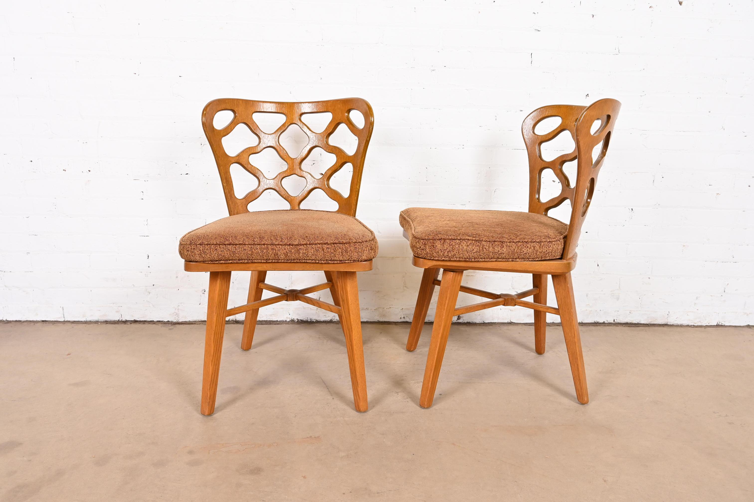 Harold Schwartz for Romweber Mid-Century Modern Sculpted Oak Side Chairs, Pair For Sale 4