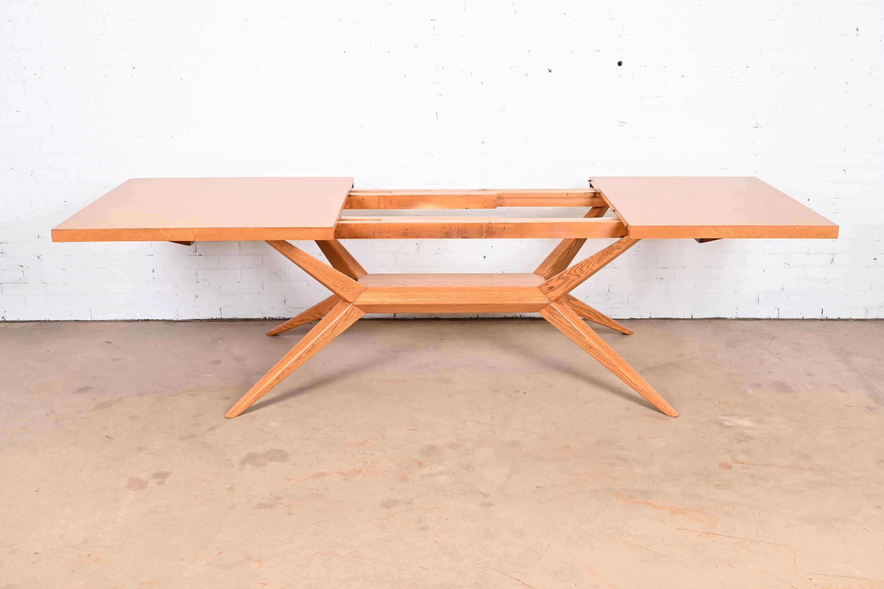 Harold Schwartz for Romweber Oak Spider Leg Dining Table, Newly Refinished For Sale 3